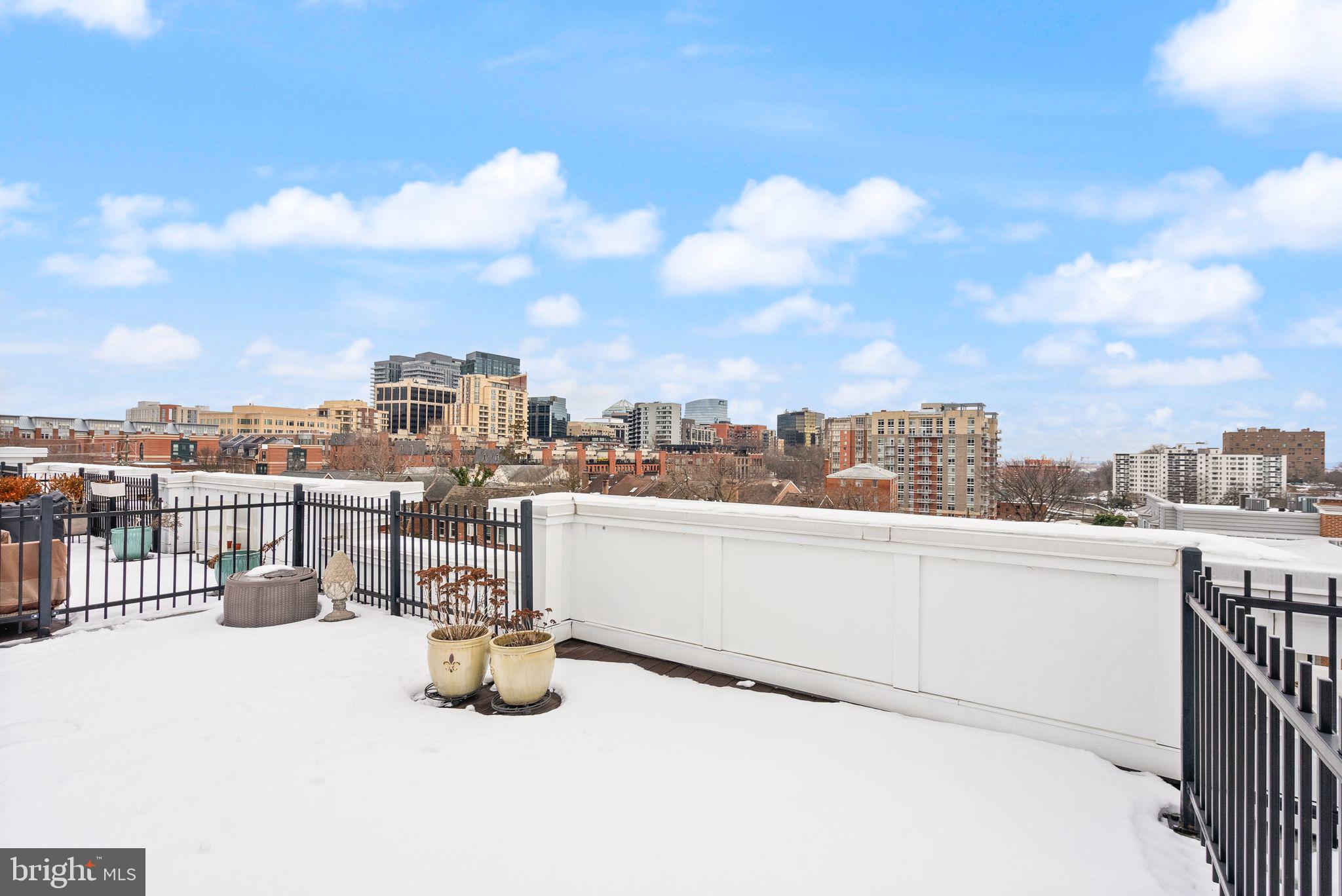 RHODES HILL SQUARE - Residential