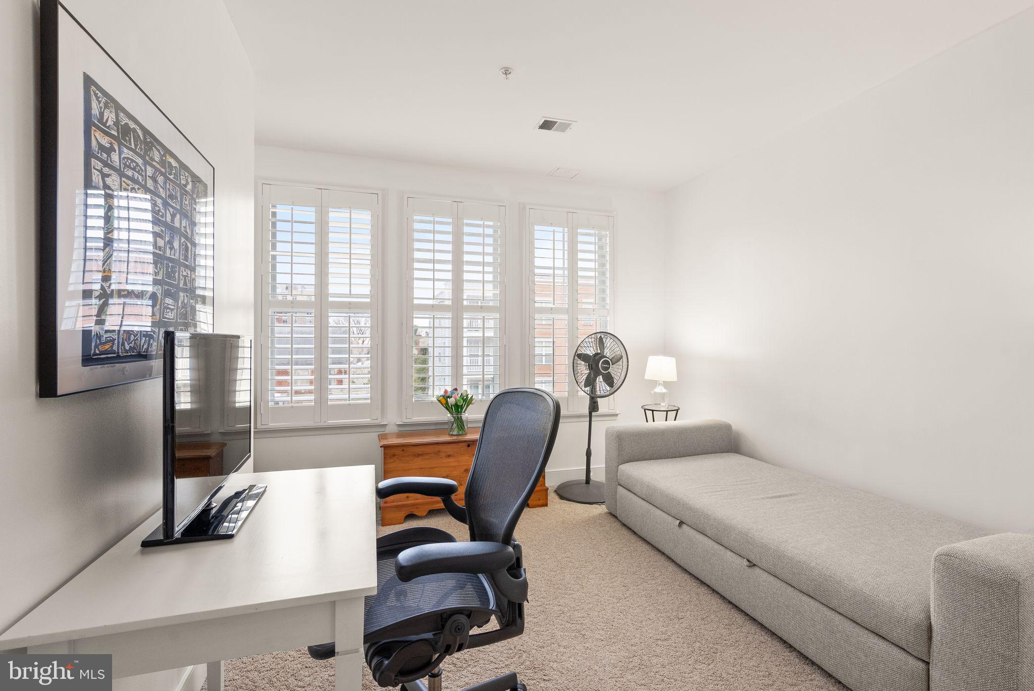 RHODES HILL SQUARE - Residential