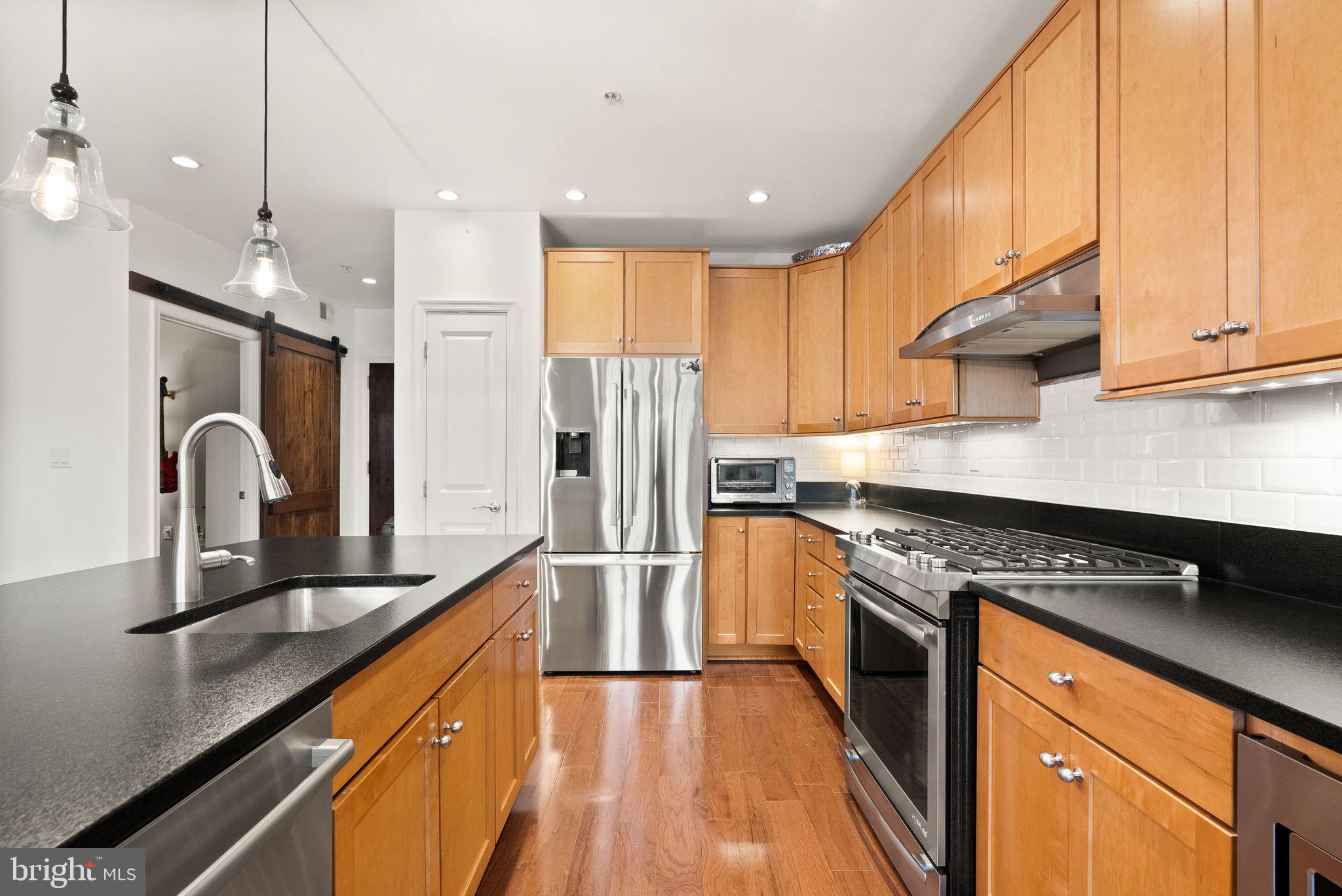 RHODES HILL SQUARE - Residential