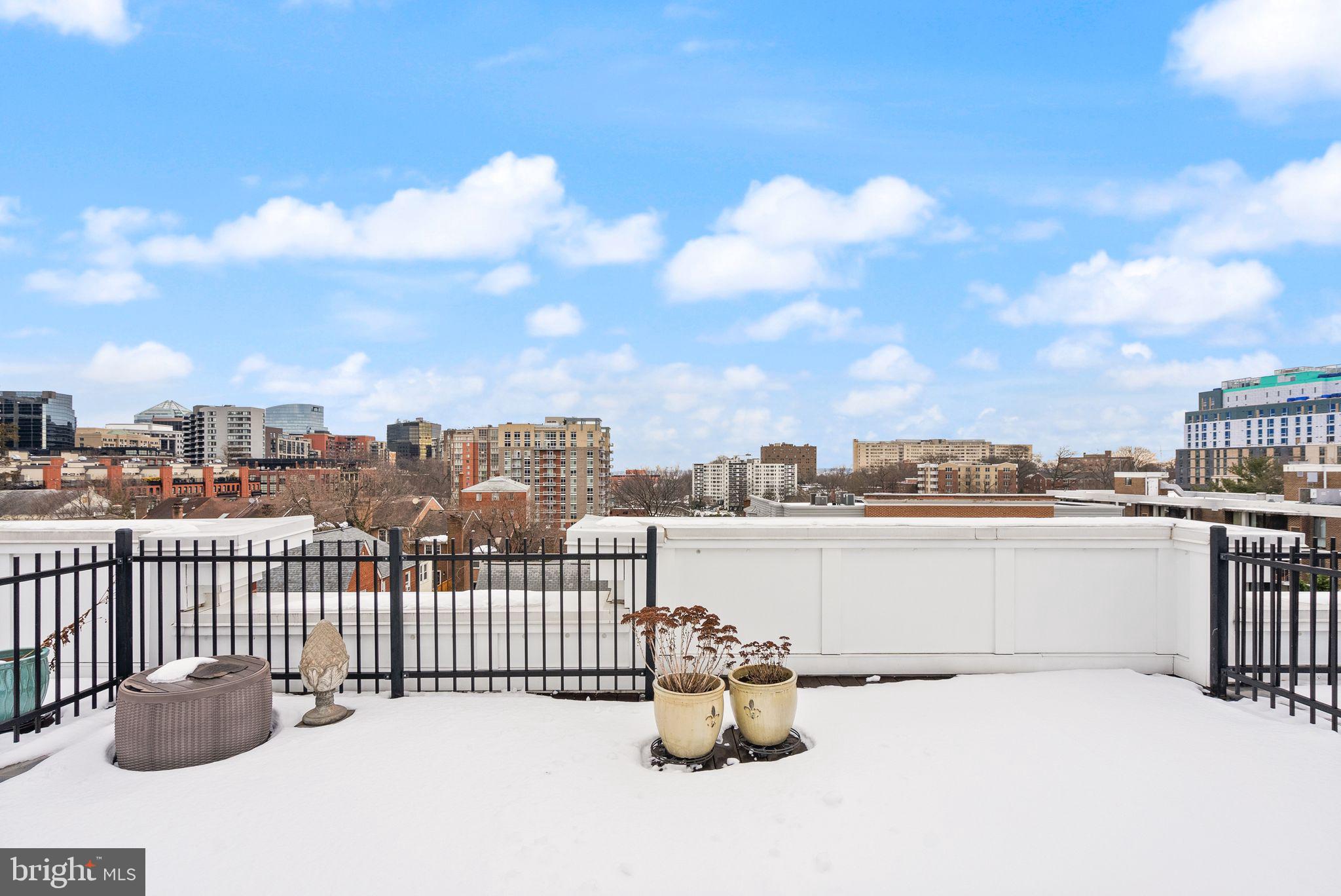 RHODES HILL SQUARE - Residential