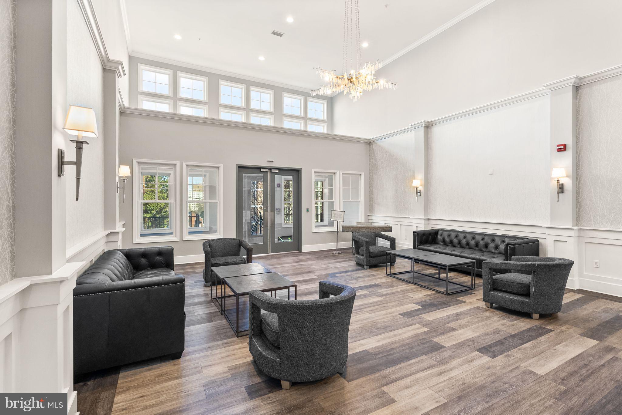 RHODES HILL SQUARE - Residential