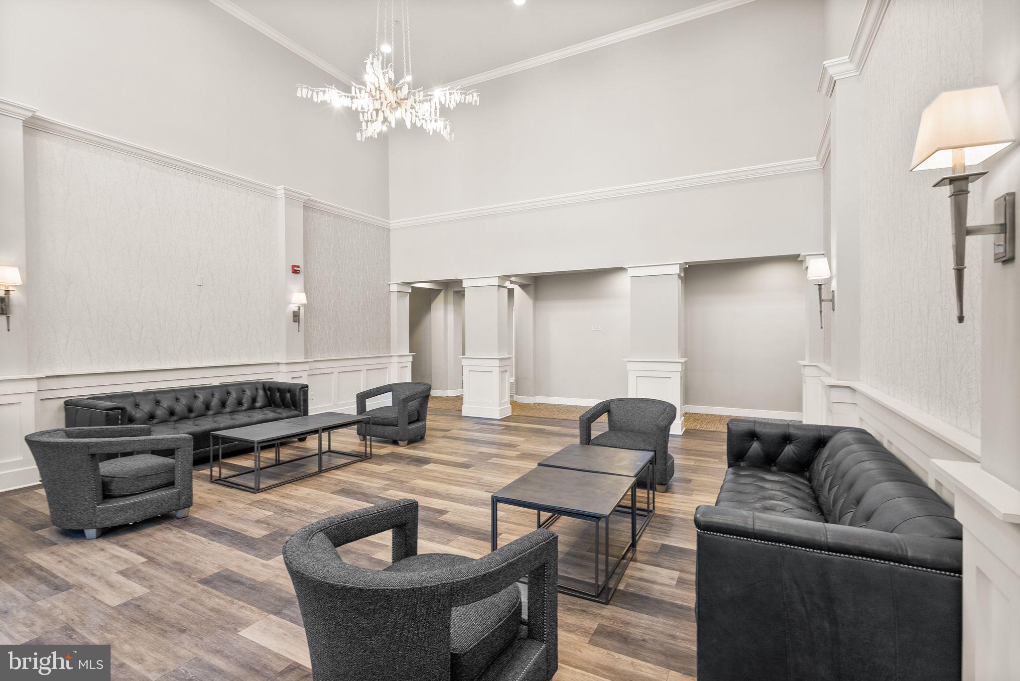 RHODES HILL SQUARE - Residential