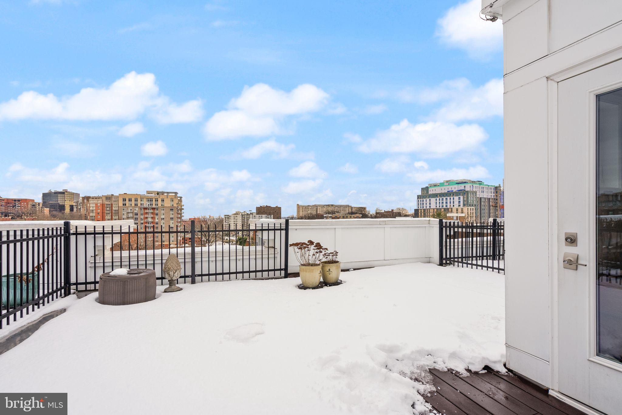 RHODES HILL SQUARE - Residential