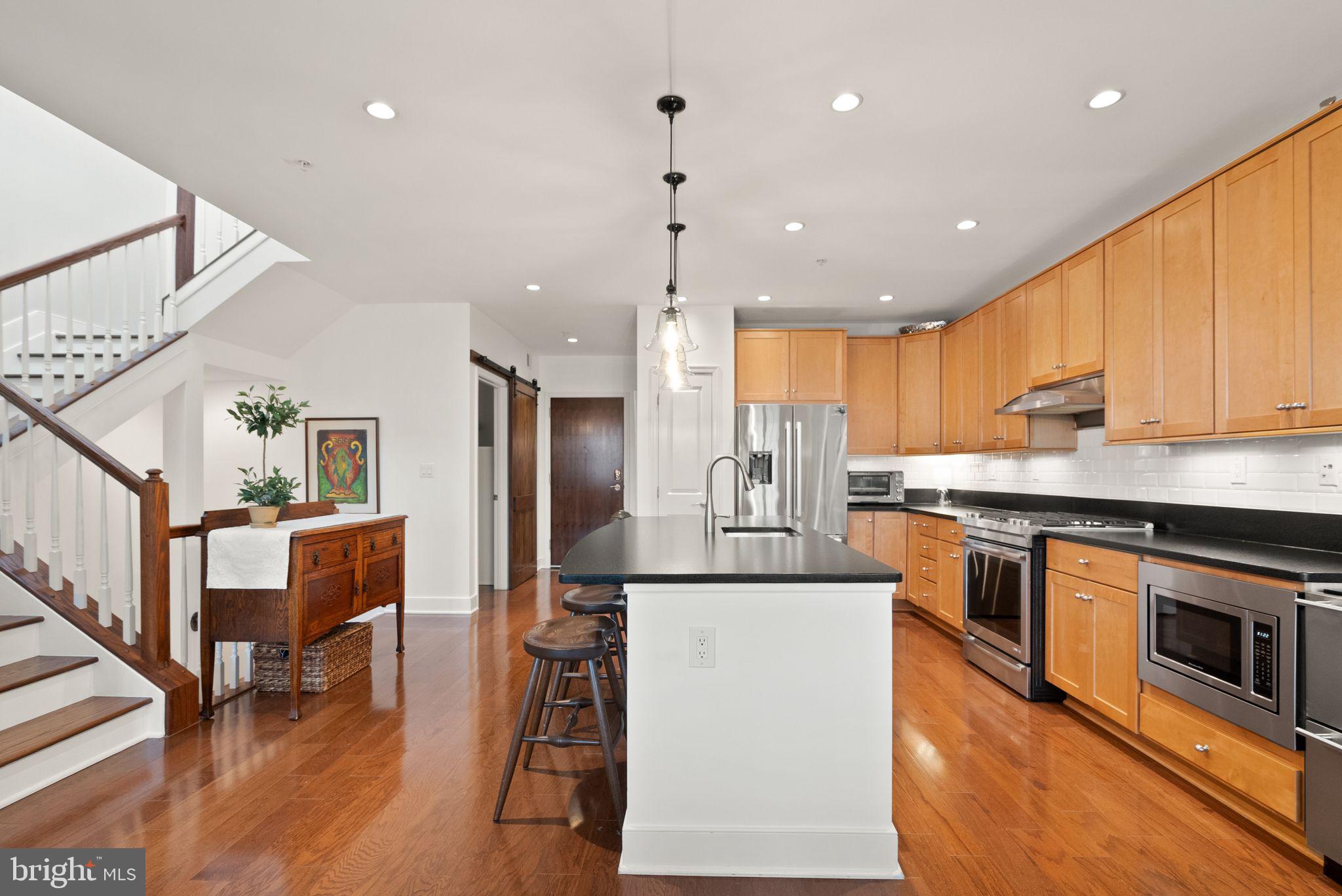 RHODES HILL SQUARE - Residential