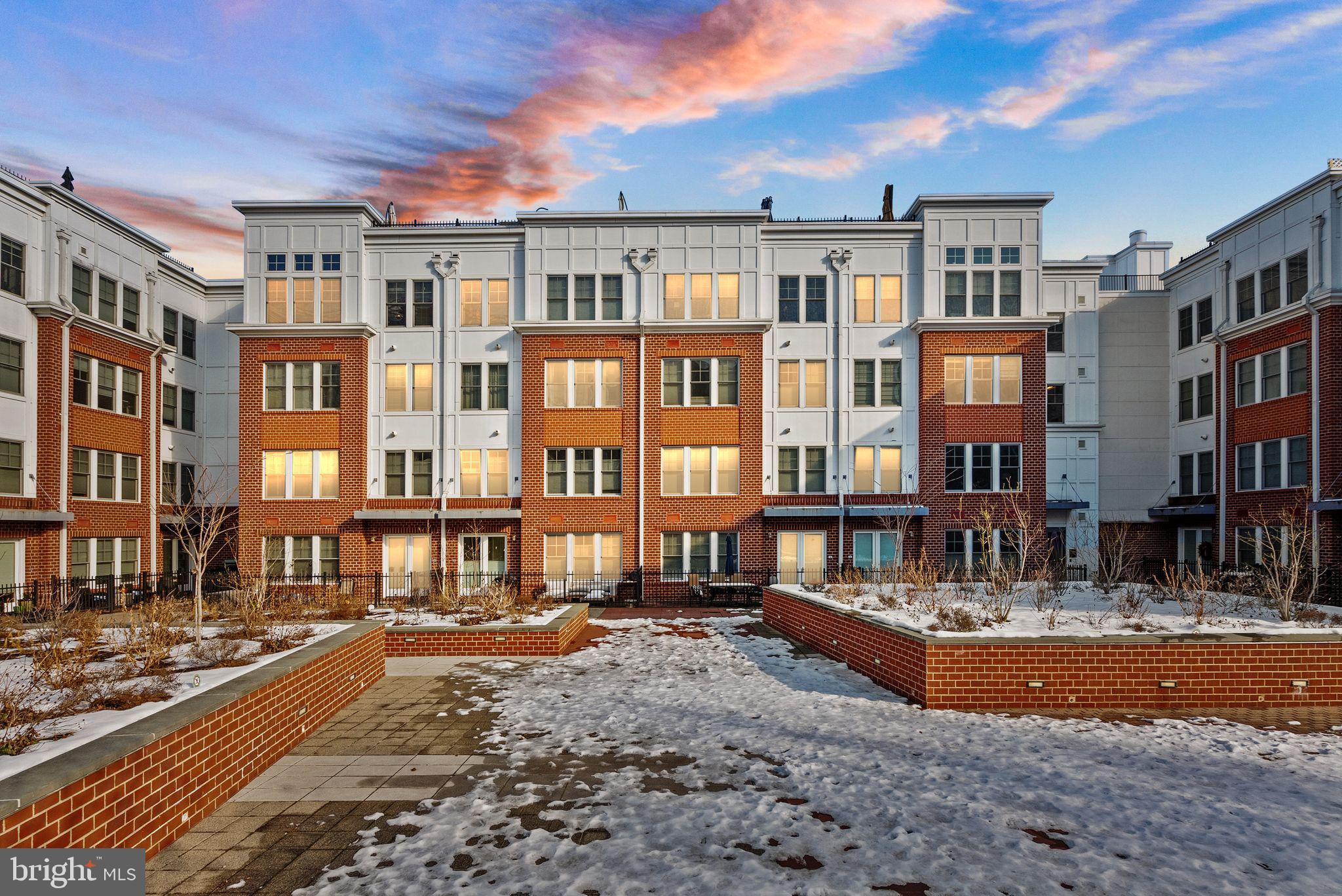 RHODES HILL SQUARE - Residential