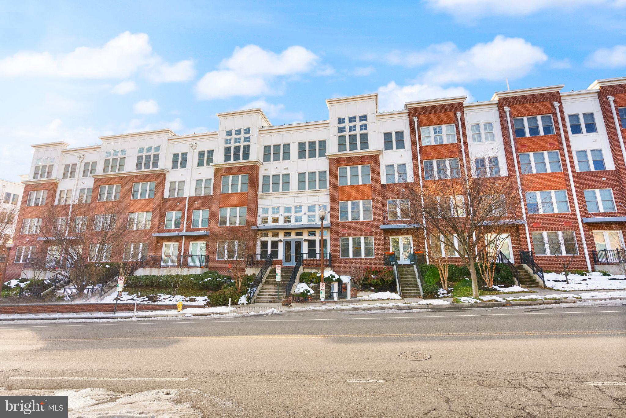 RHODES HILL SQUARE - Residential