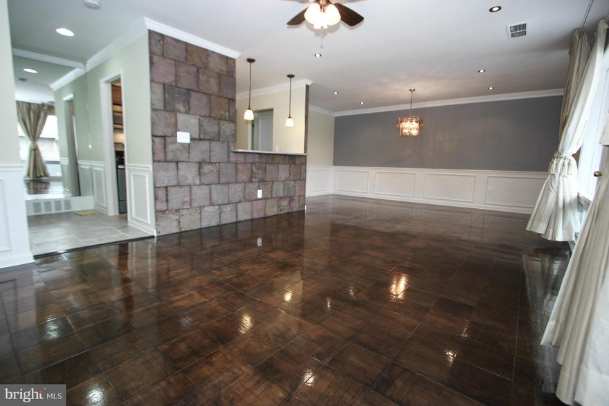 ARE YOU READY FOR THE NATIONAL HARBOR WITH THE FINE SHOPS AND MOVIE THEATERS.  This beautiful 2 br /1 ba condo has been completely renovated. New appliances, granite counter tops, new light fixtures, updated bathrooms.Public transportation to DC and VA minutes from your front door. Cash or Conv offers MUST Prequal w/ United bank-Ken O'Shea  See info under MRIS Documents