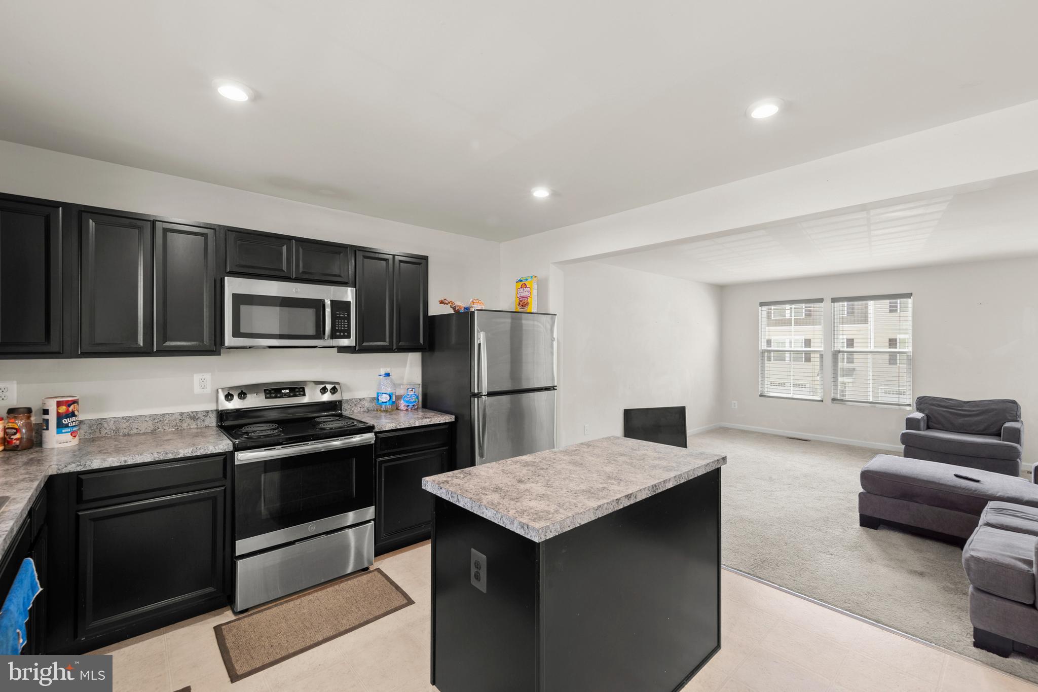 283 SAGE CIRCLE