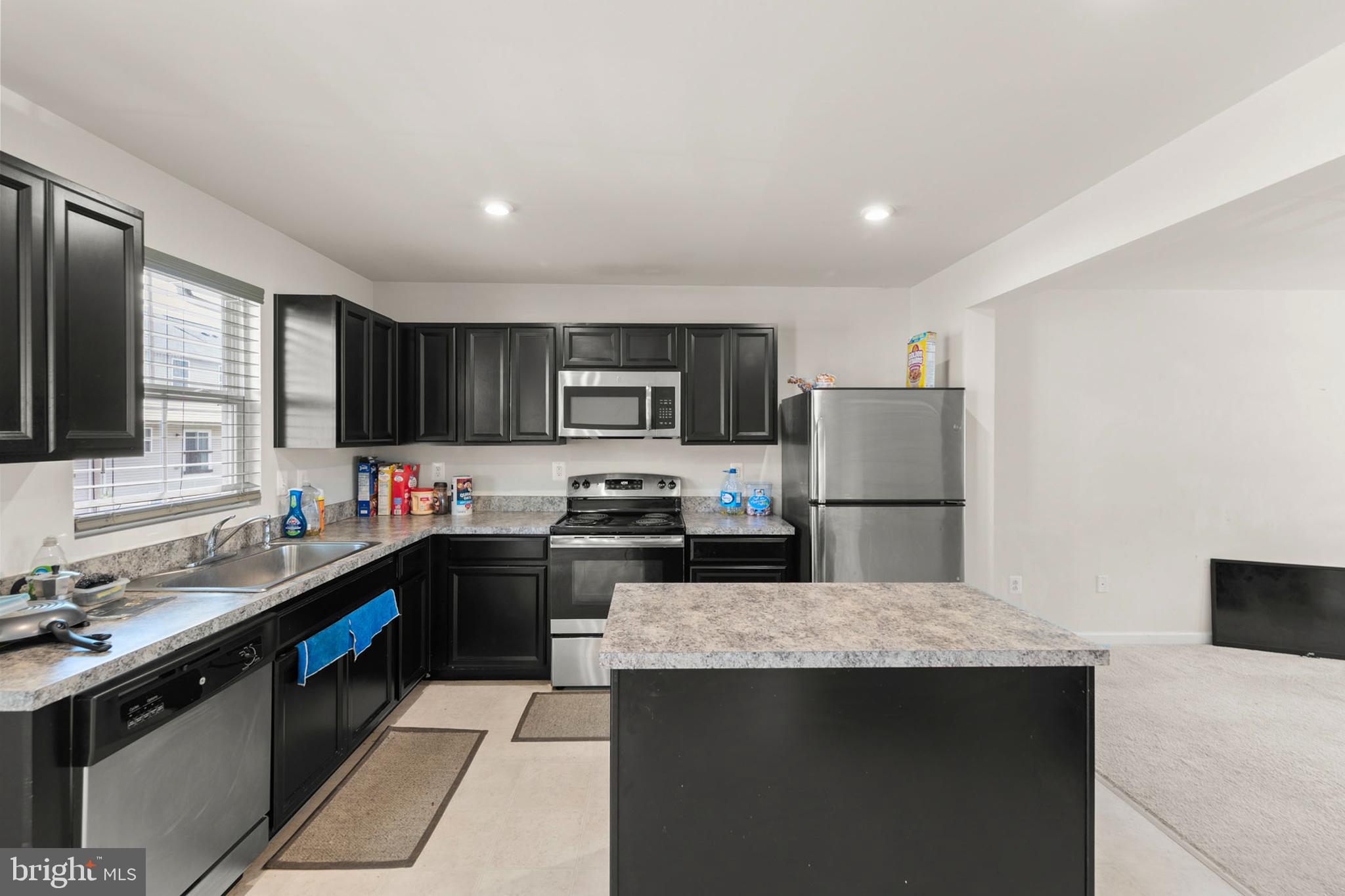 283 SAGE CIRCLE