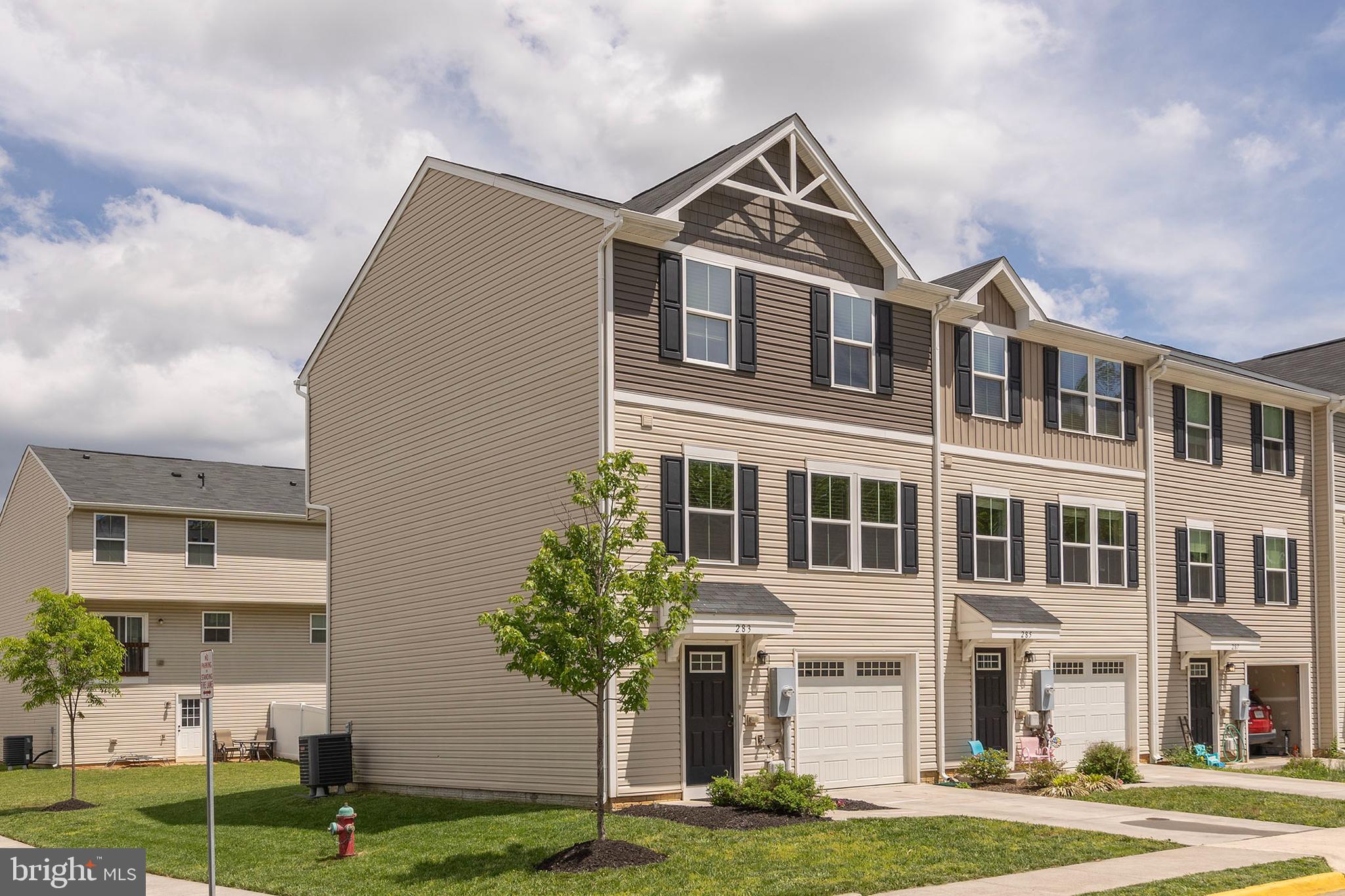 283 SAGE CIRCLE