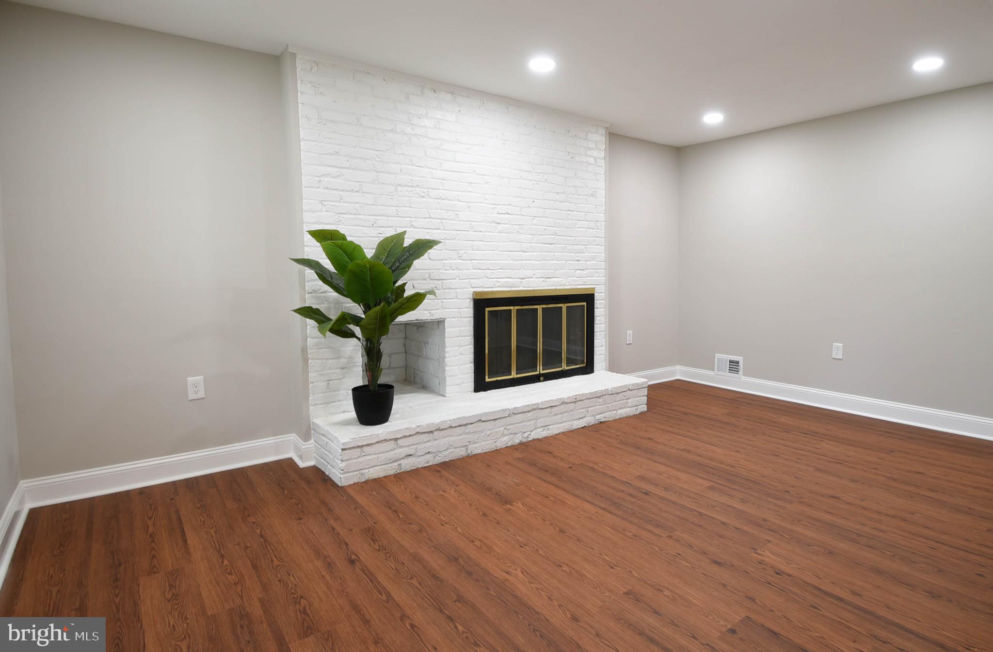 8514 MAGNOLIA DRIVE