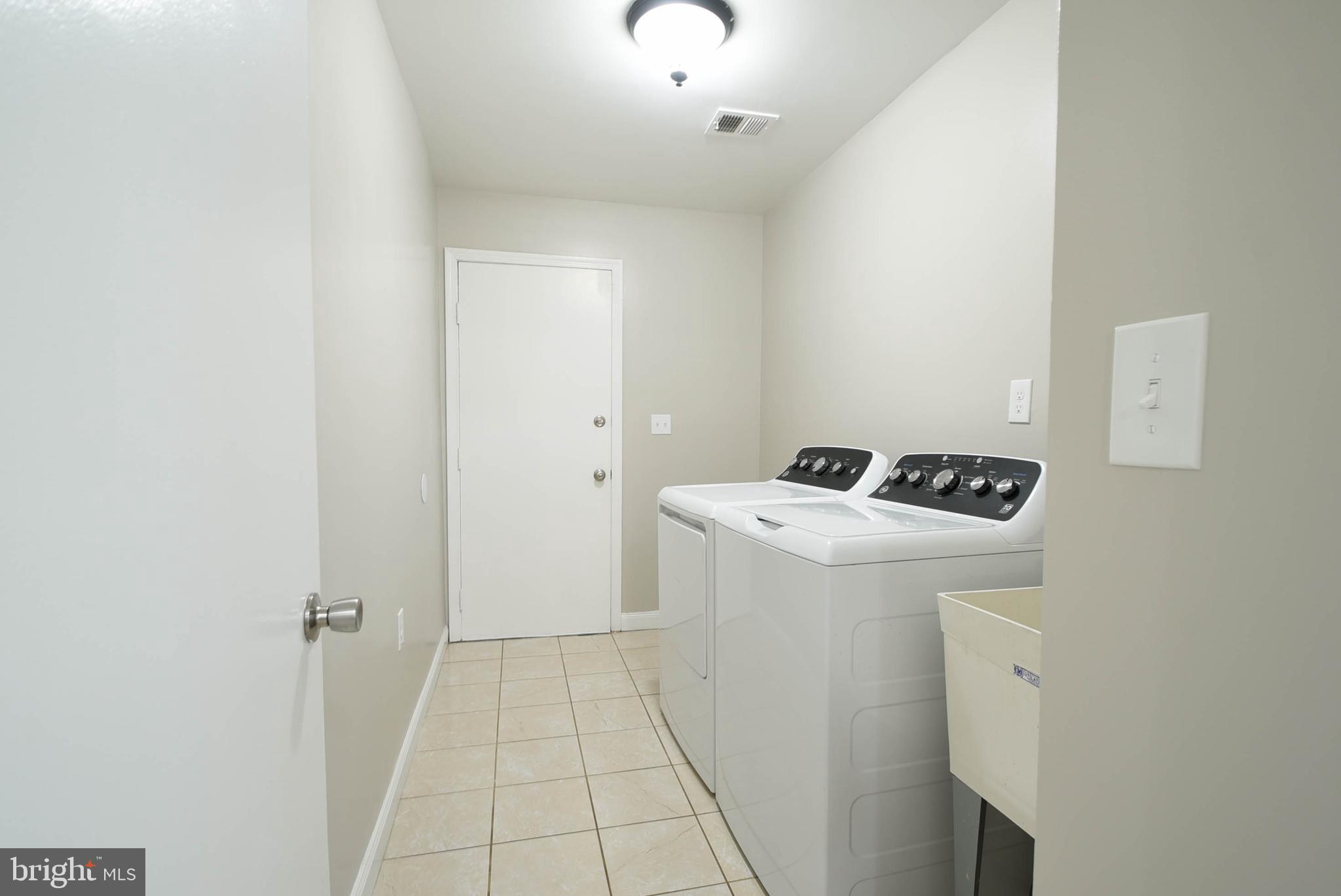 WOODLARK - Residential