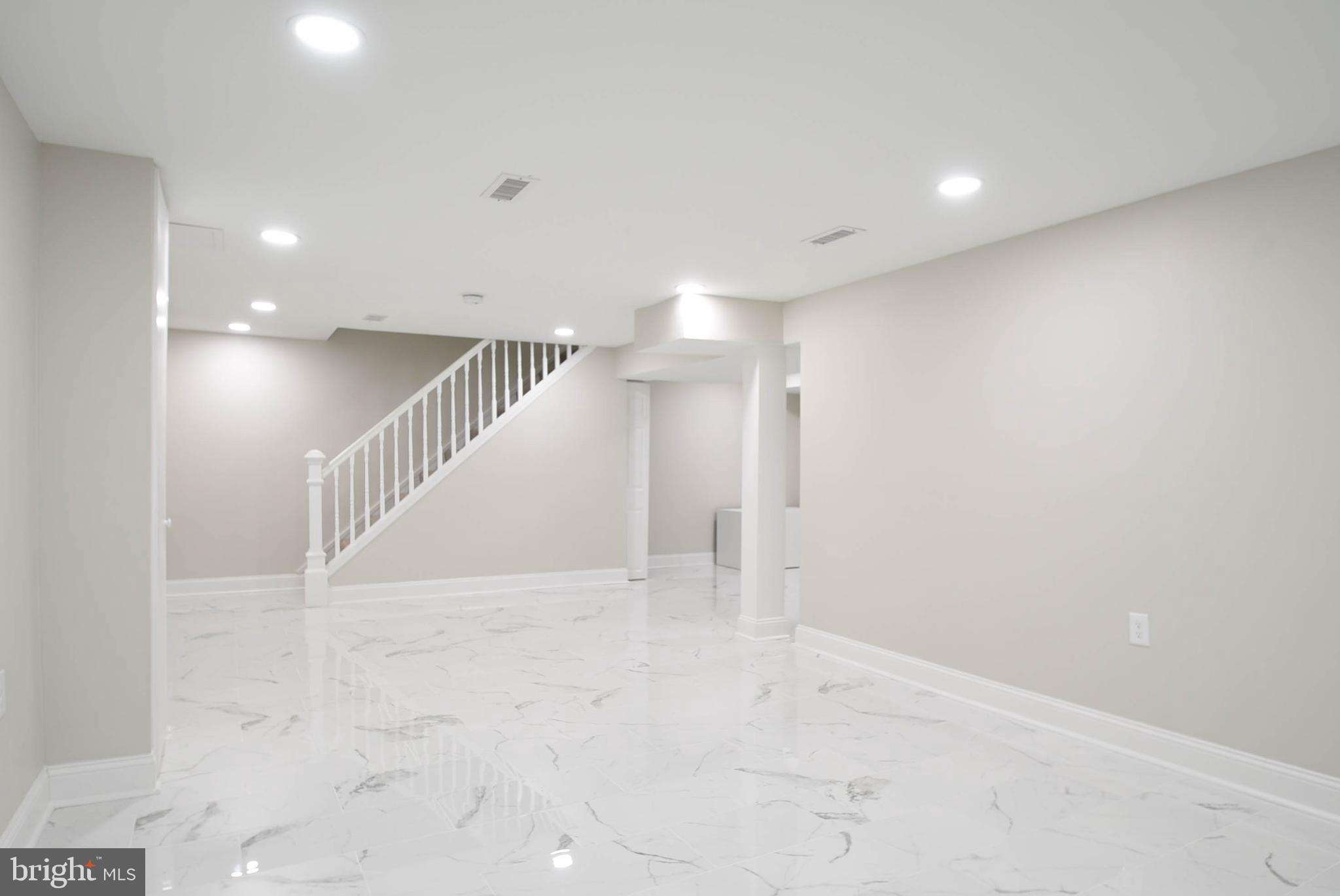 WOODLARK - Residential