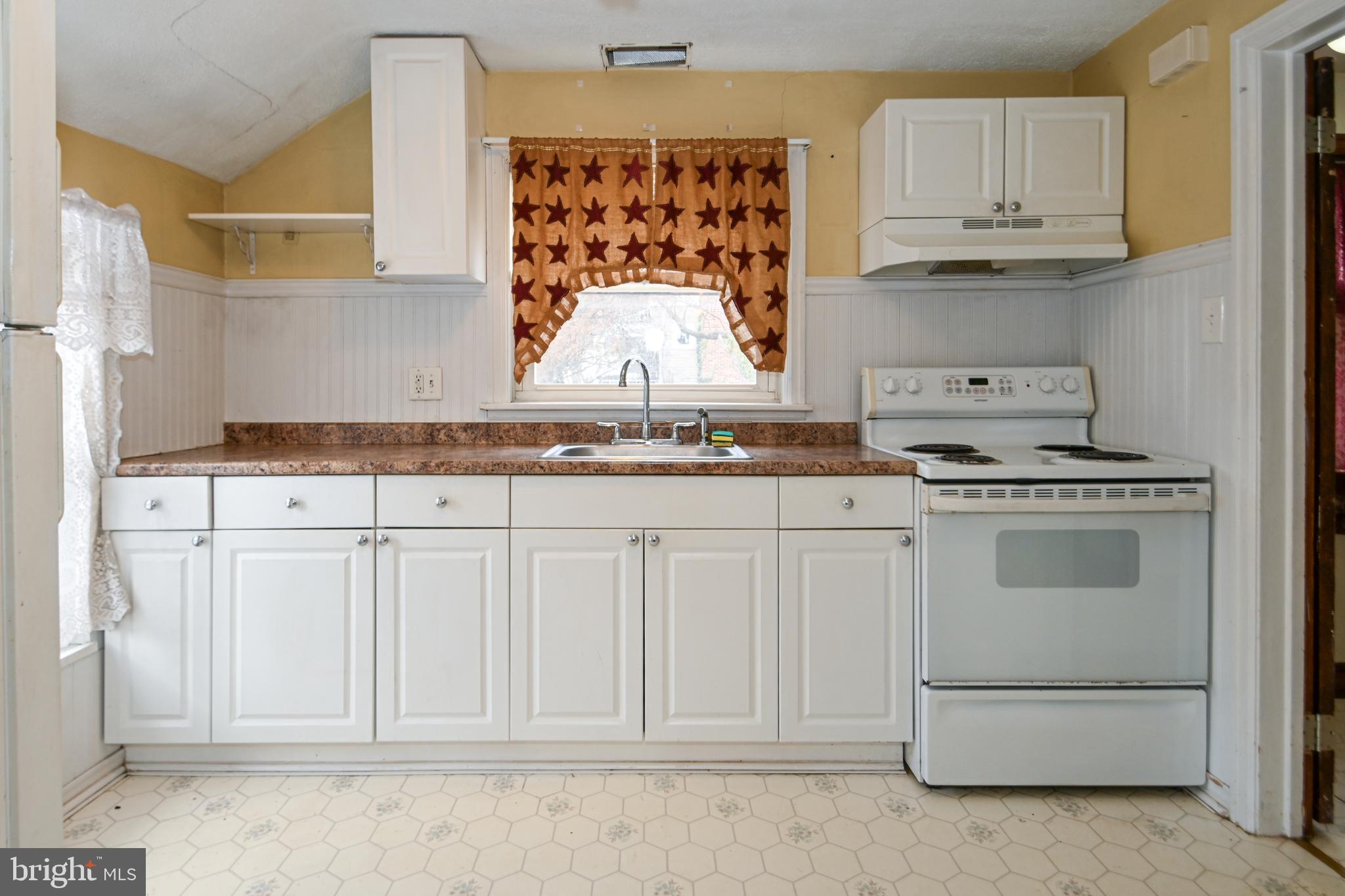 GLEN ROCK BORO - Residential