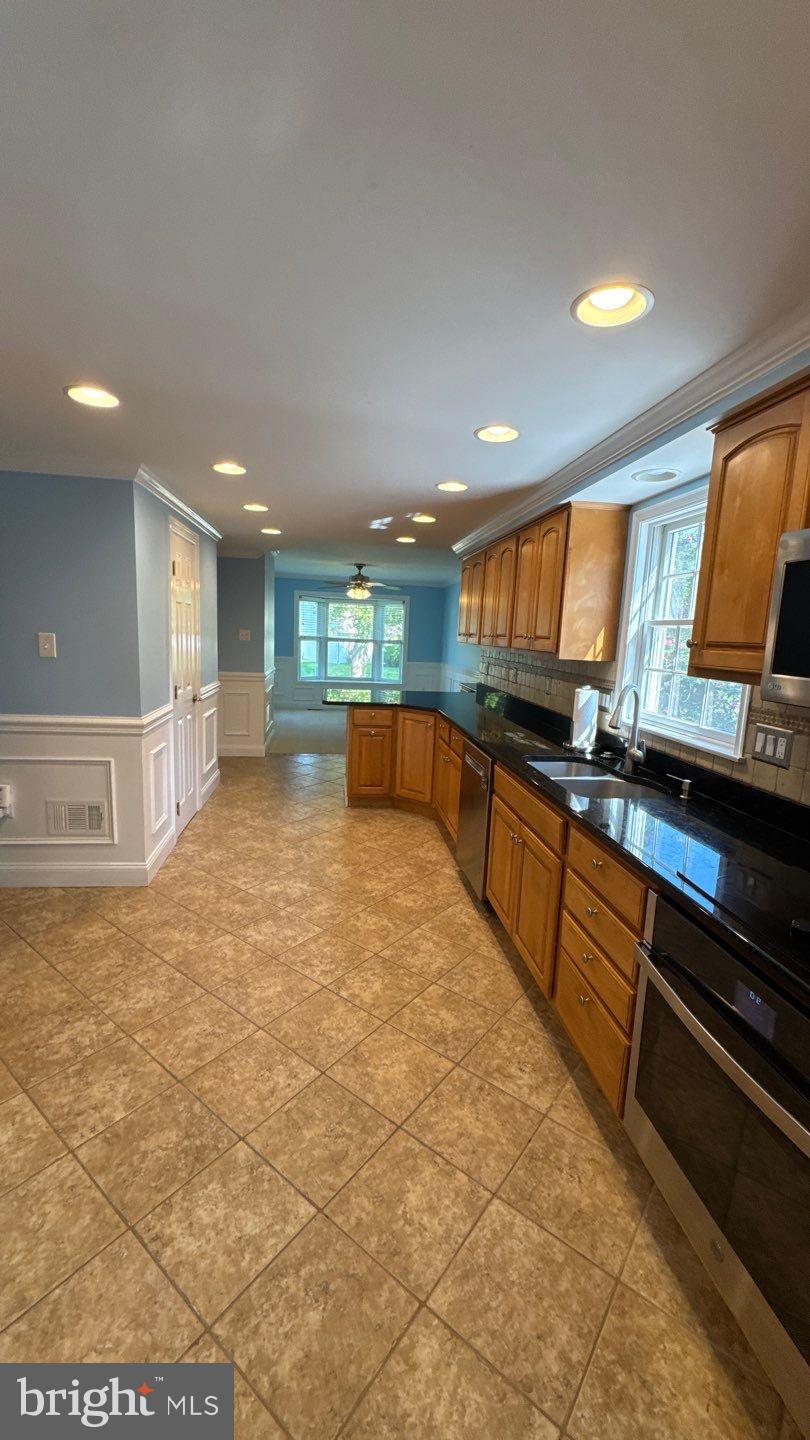 9205 TUNEMAKER TERRACE