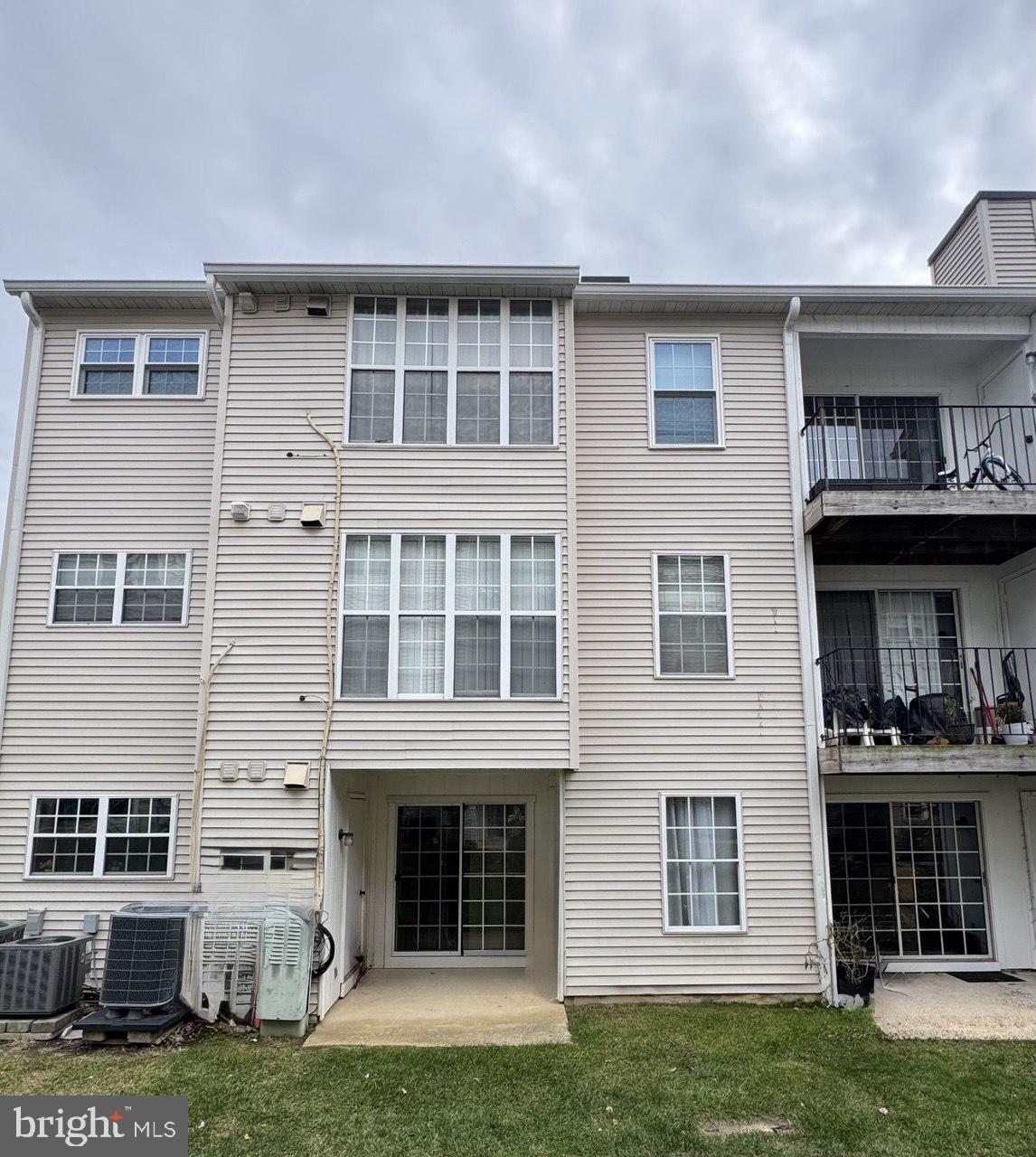 FOX CHAPEL AT TUDOR KNOLLS - Residential