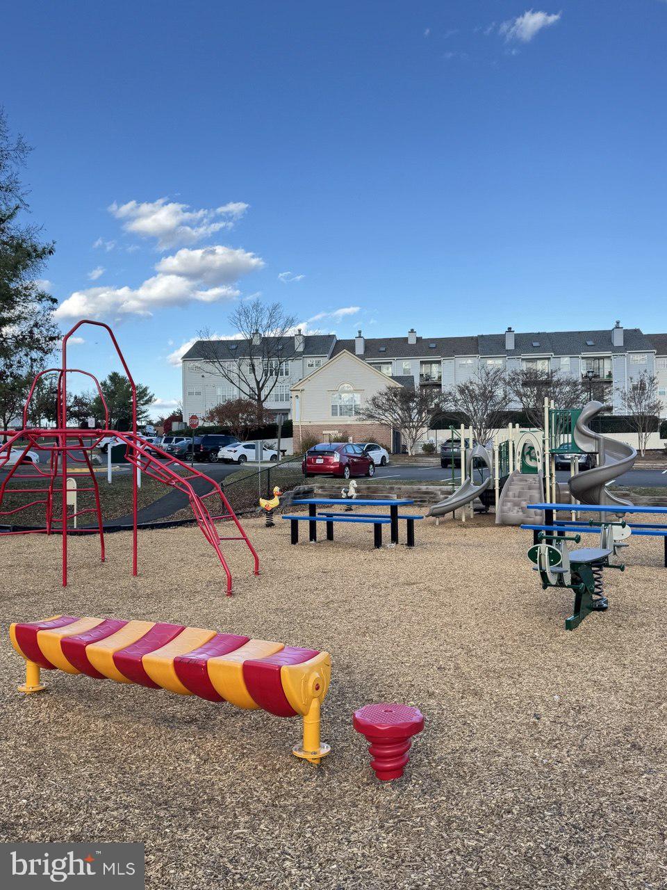 FOX CHAPEL AT TUDOR KNOLLS - Residential