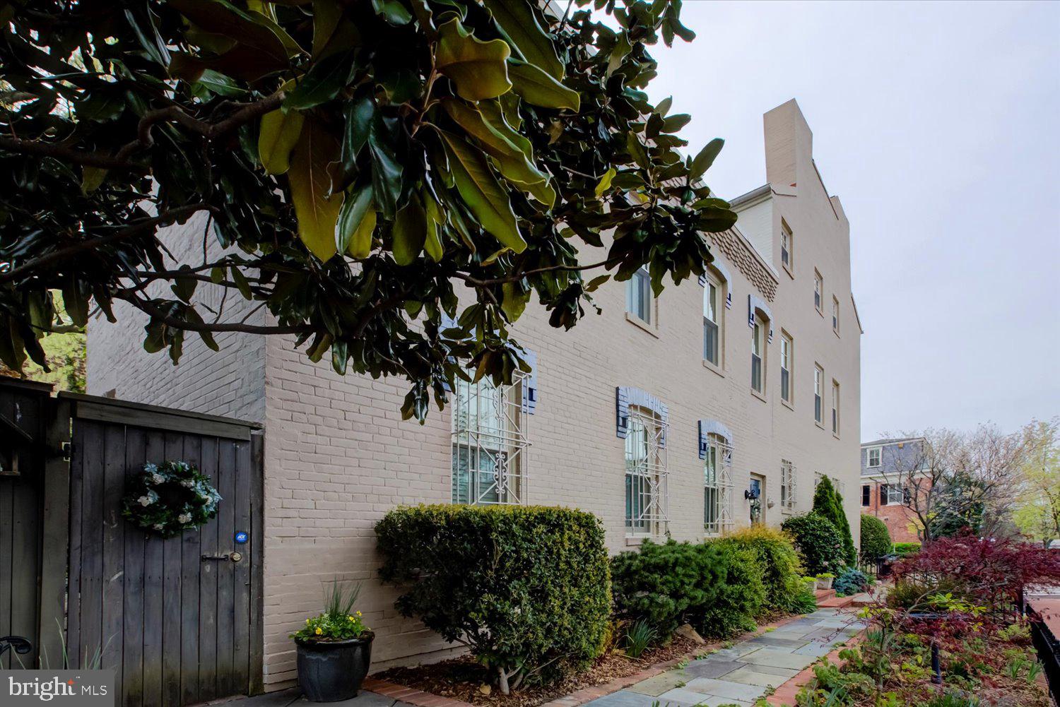 600 G STREET SE