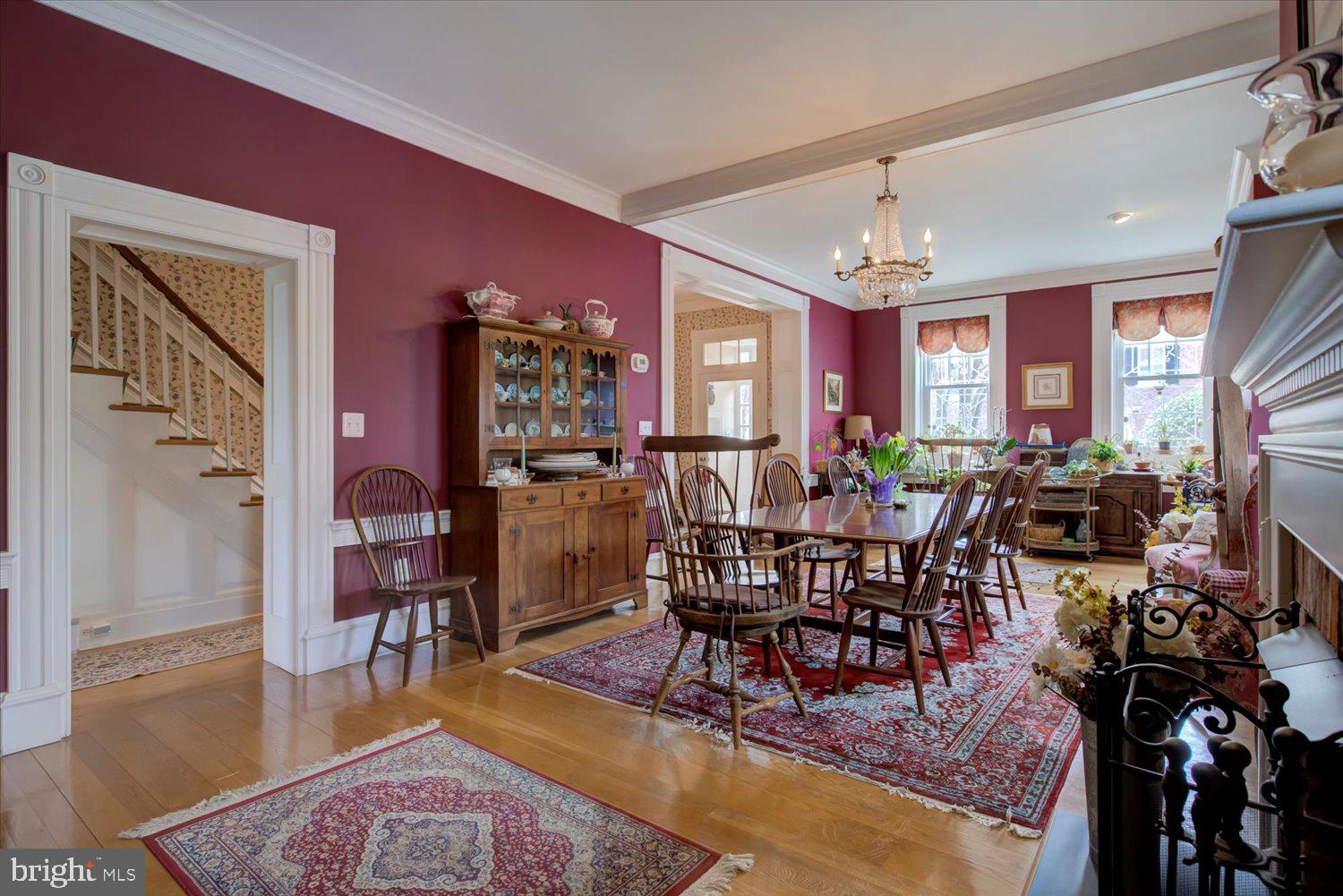 CAPITOL HILL - Residential