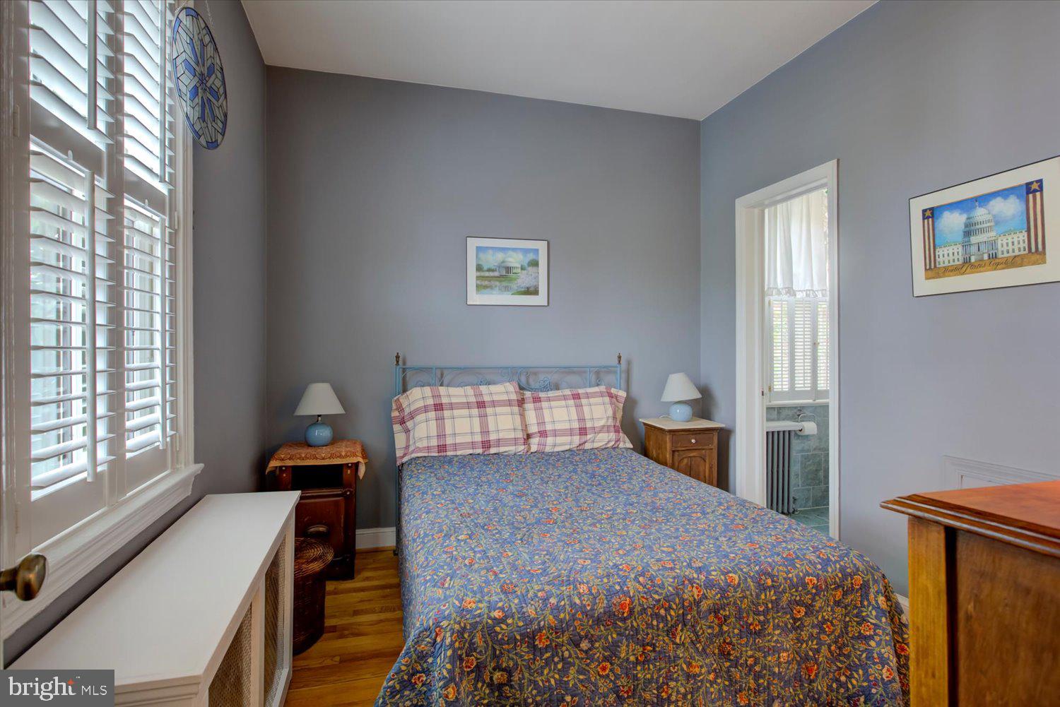 CAPITOL HILL - Residential