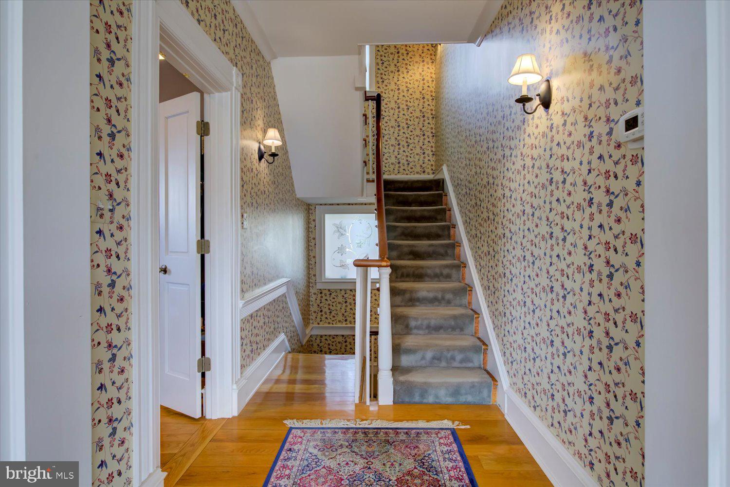 CAPITOL HILL - Residential