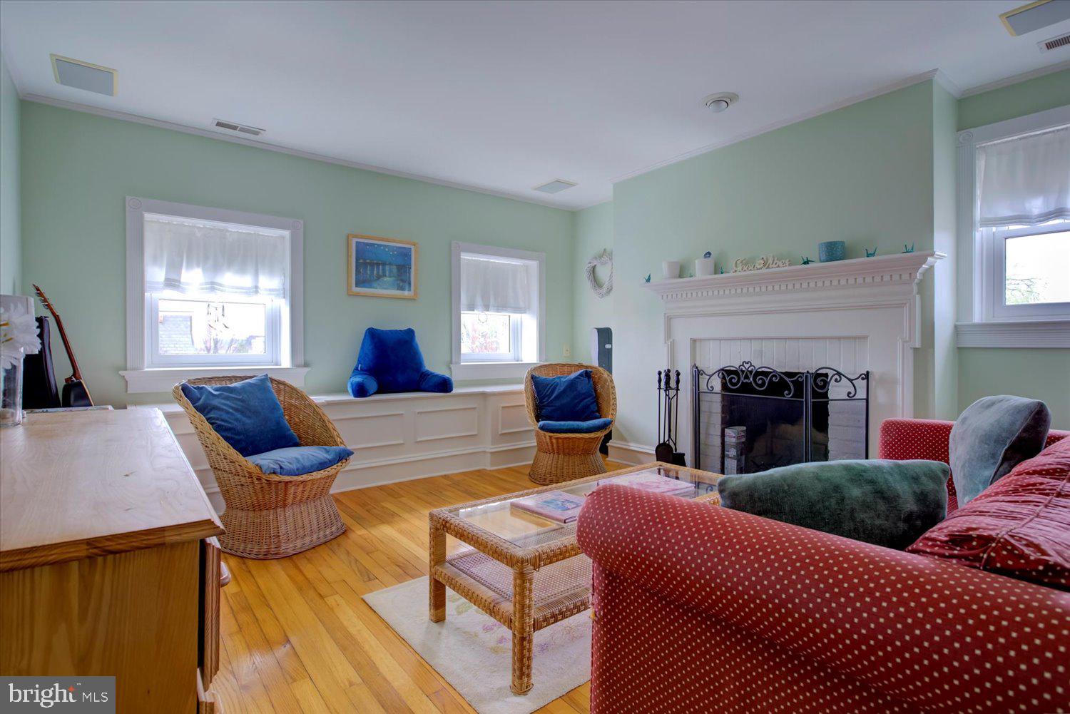 CAPITOL HILL - Residential