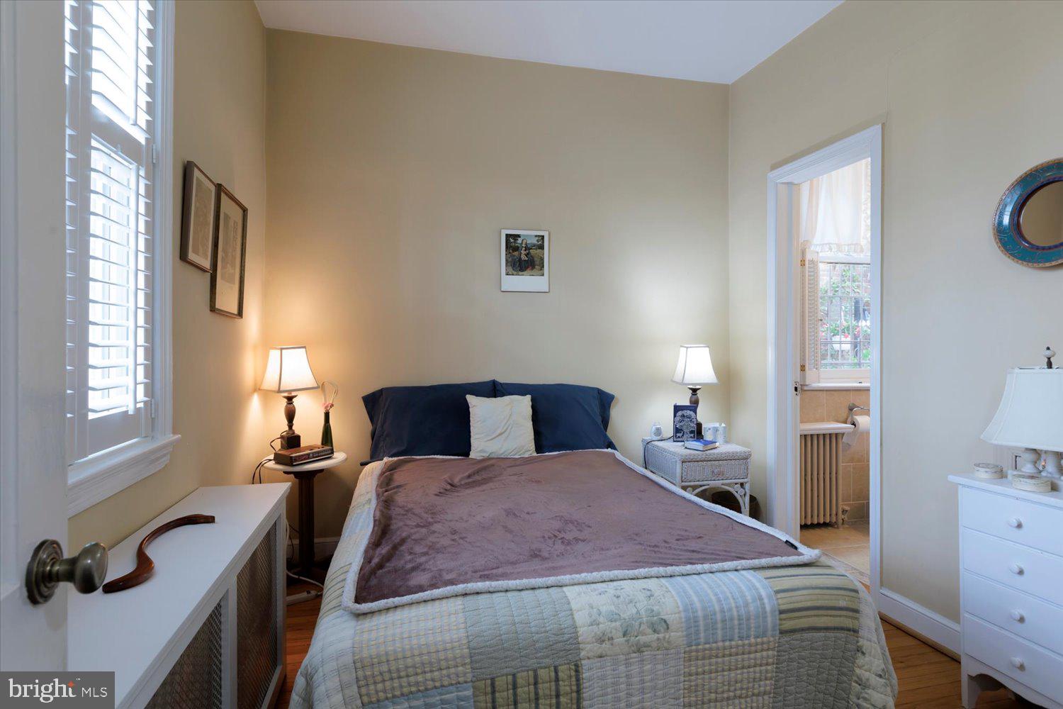 CAPITOL HILL - Residential