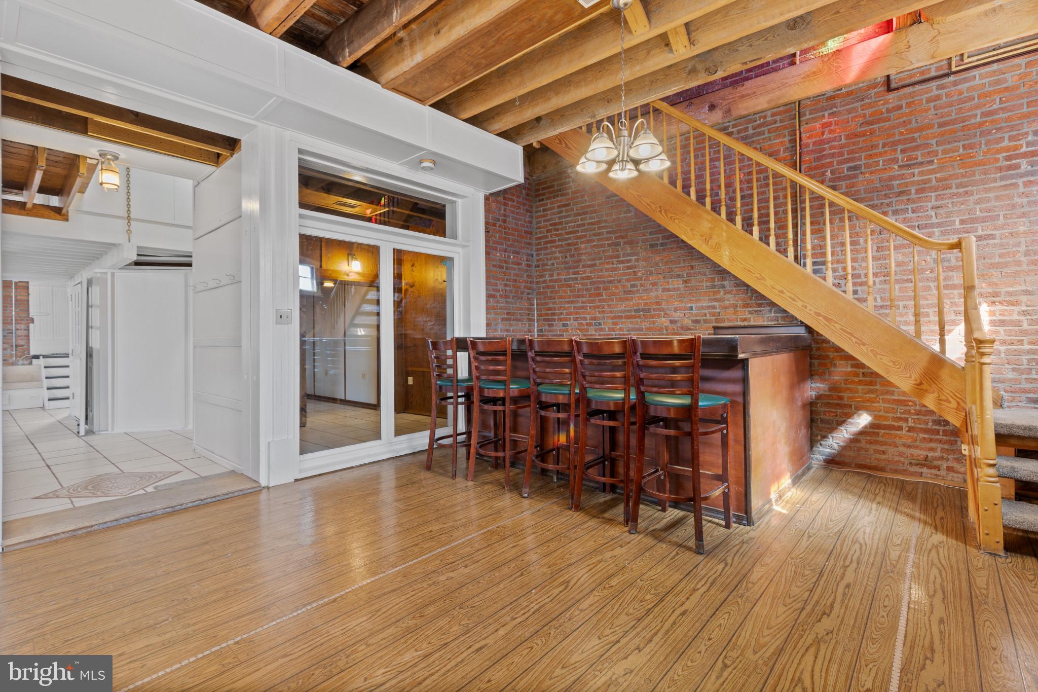 FEDERAL HILL HISTORIC DISTRICT - Residential Lease