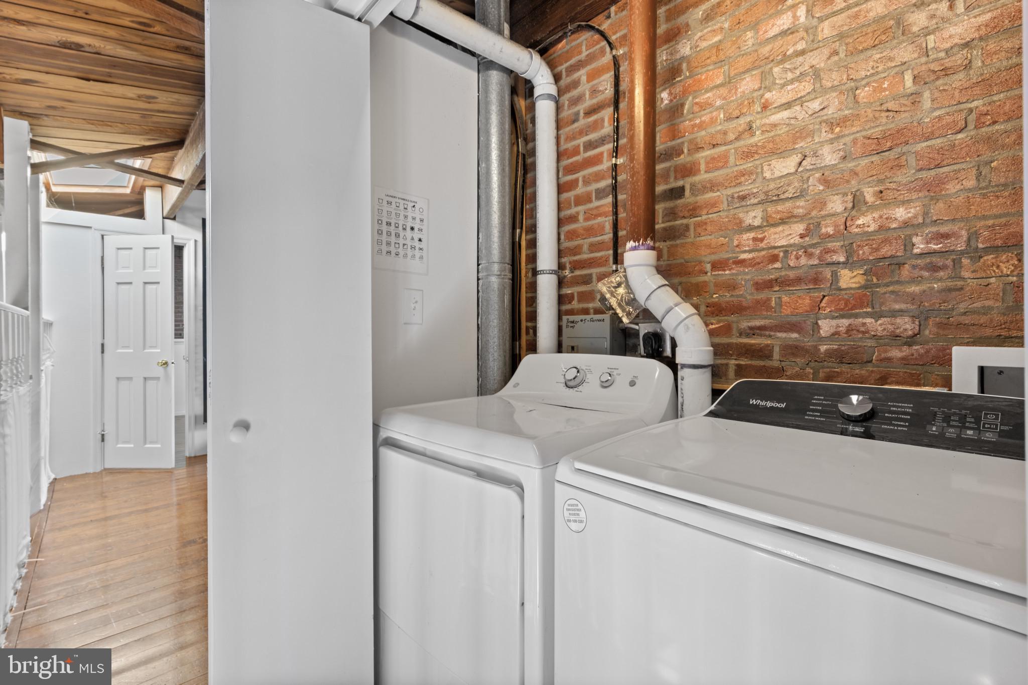 FEDERAL HILL HISTORIC DISTRICT - Residential Lease