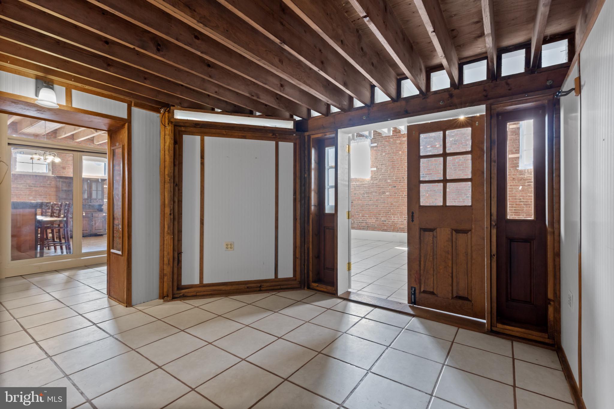 FEDERAL HILL HISTORIC DISTRICT - Residential Lease
