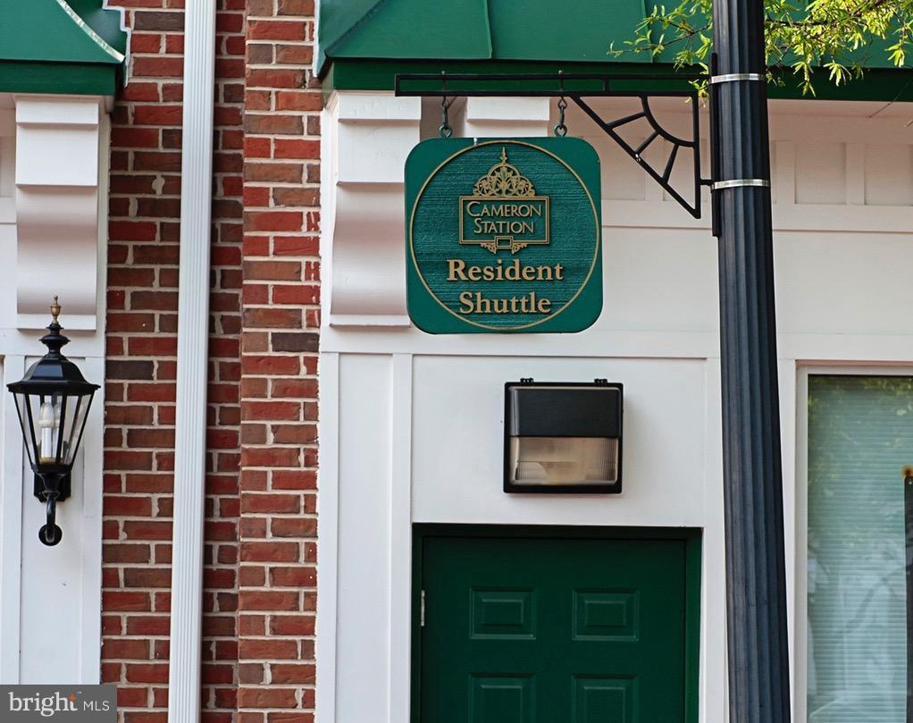 CAMERON STATION - Residential Lease