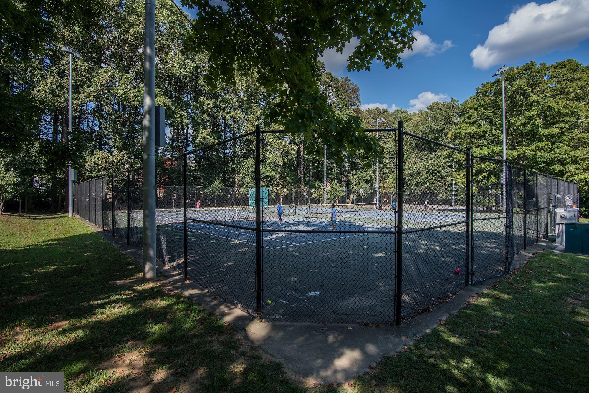 WILDWOOD MANOR - Residential