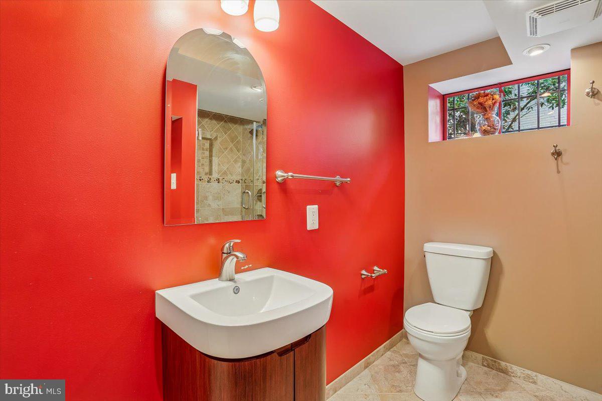 WILDWOOD MANOR - Residential