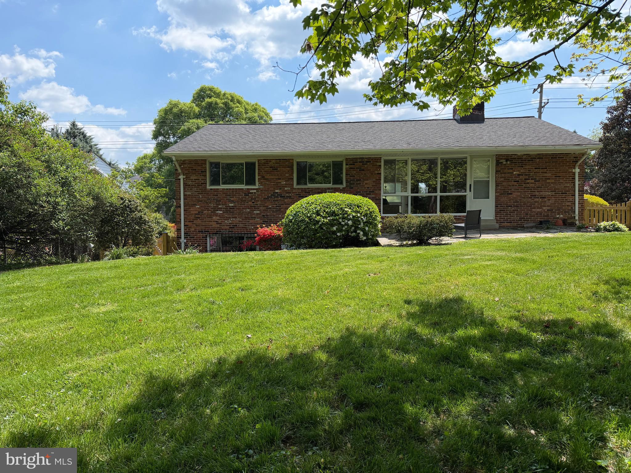 WILDWOOD MANOR - Residential