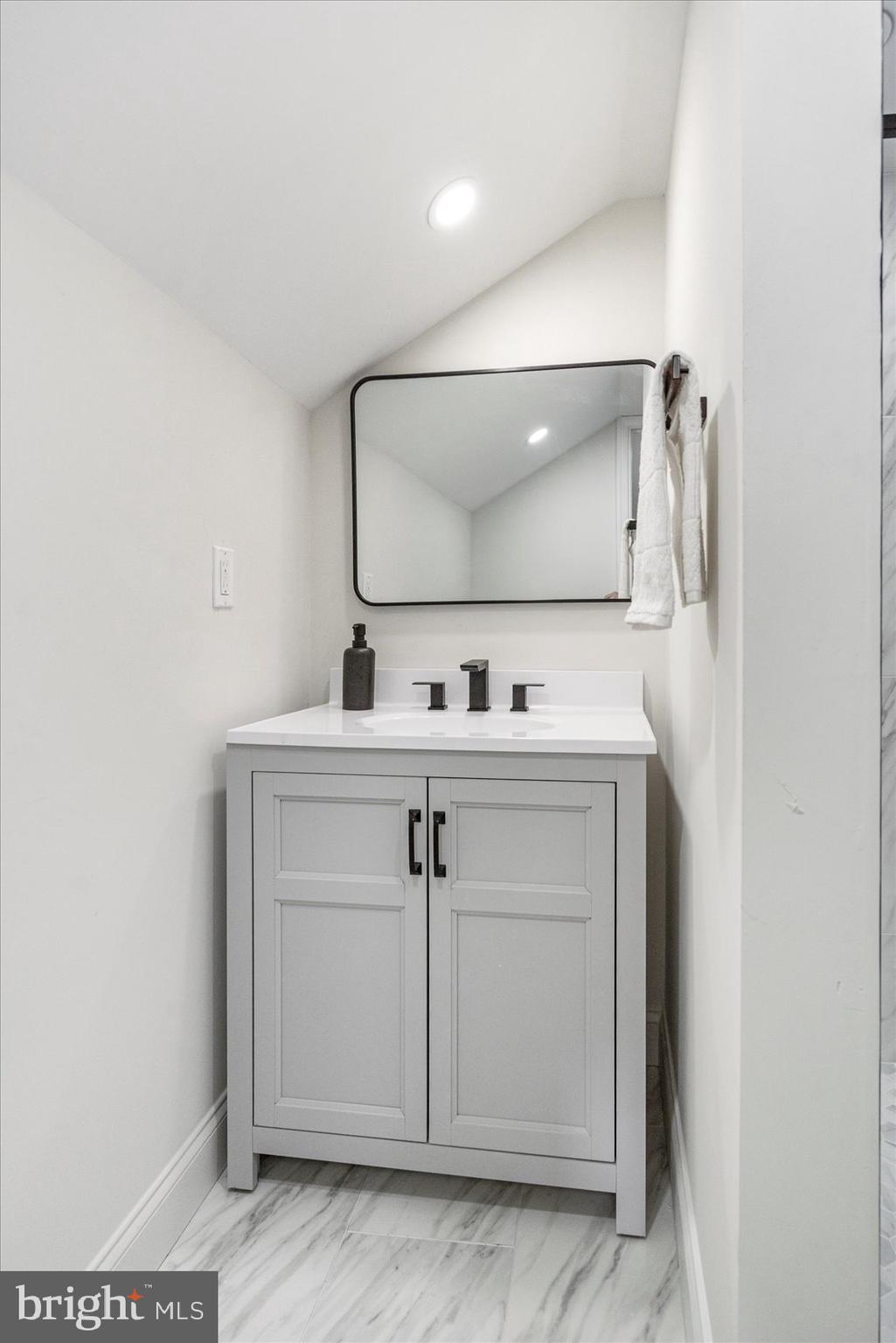 HAMILTON HEIGHTS - Residential