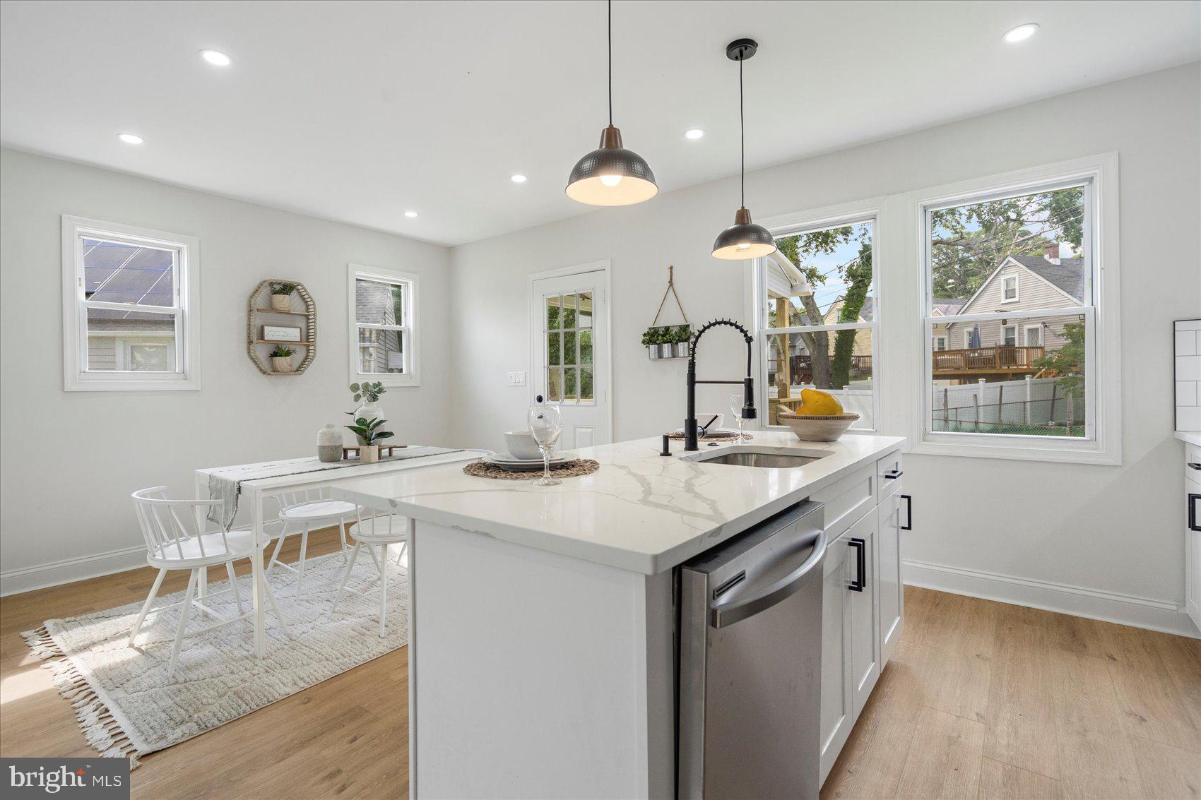 HAMILTON HEIGHTS - Residential