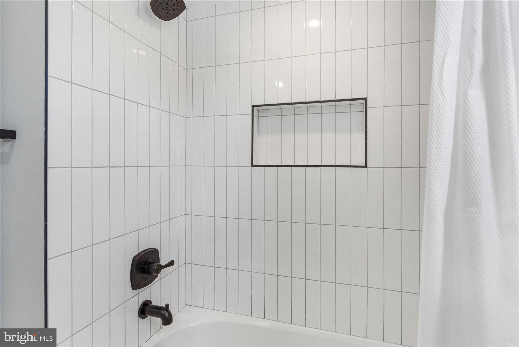 HAMILTON HEIGHTS - Residential