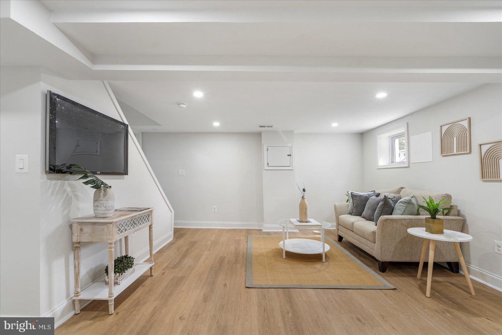 HAMILTON HEIGHTS - Residential