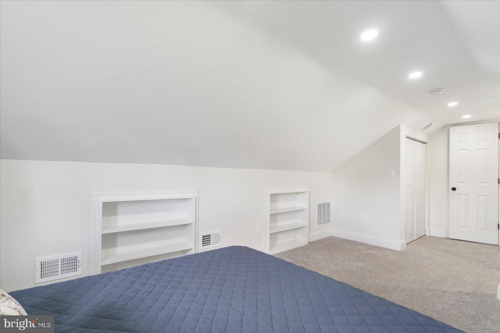 HAMILTON HEIGHTS - Residential