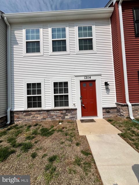 Townhouse For Sale - 12114 Bowling Farm Court<br/> FREDERICKSBURG, VA 22407