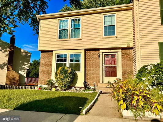 815 CURRY FORD LN, GAITHERSBURG, MD 20878 - Image 5bee6daebd6f2aa1f525e5cf94e99880/2210025306
