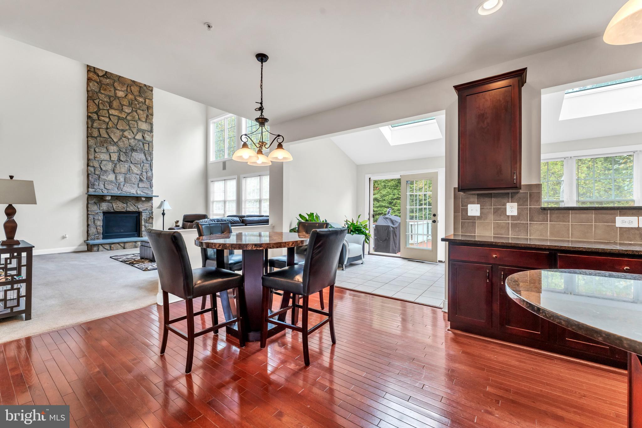 MARLBORO RIDGE - Residential