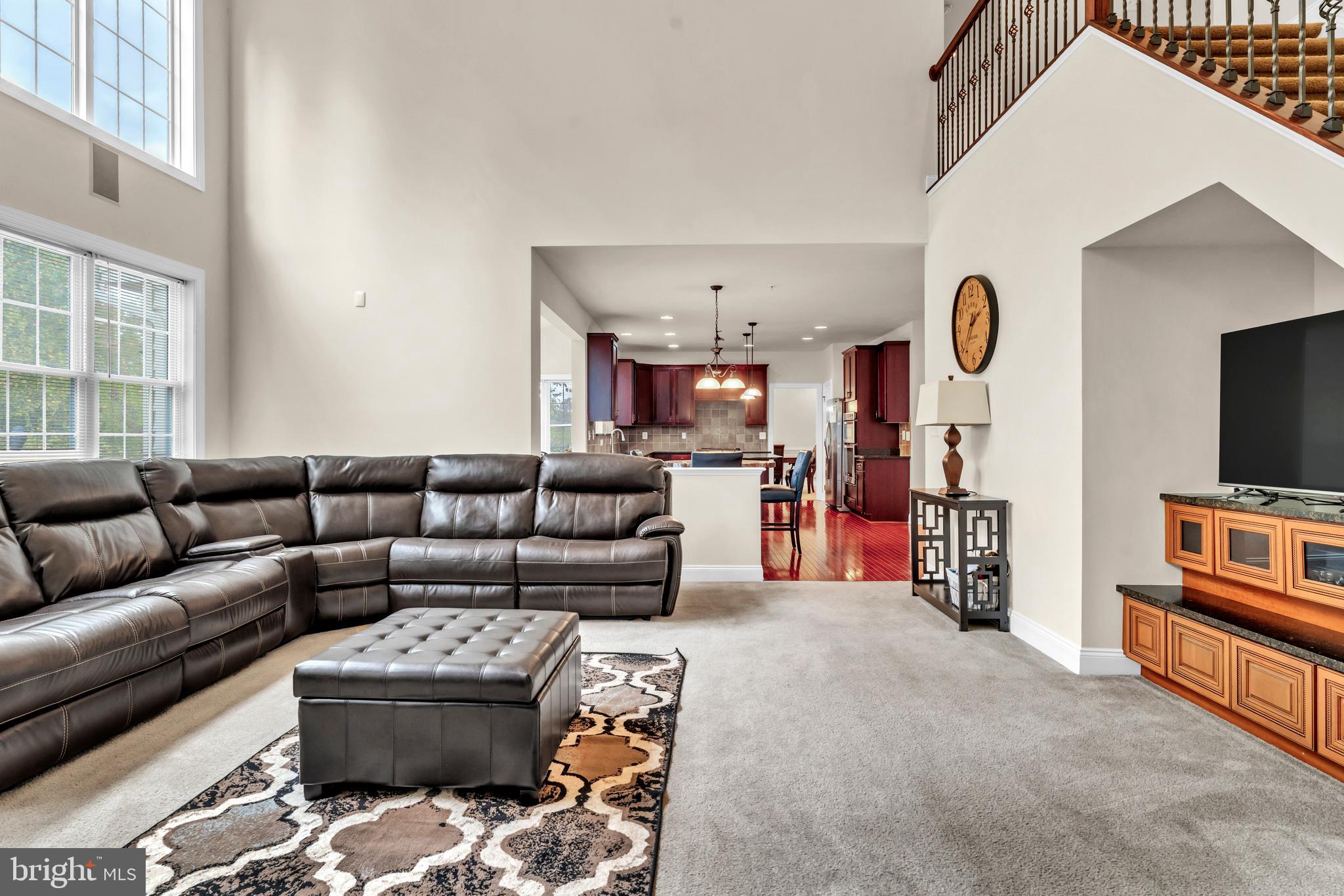 MARLBORO RIDGE - Residential