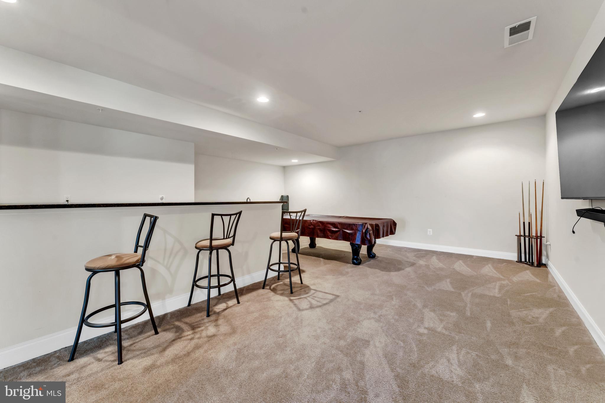 MARLBORO RIDGE - Residential