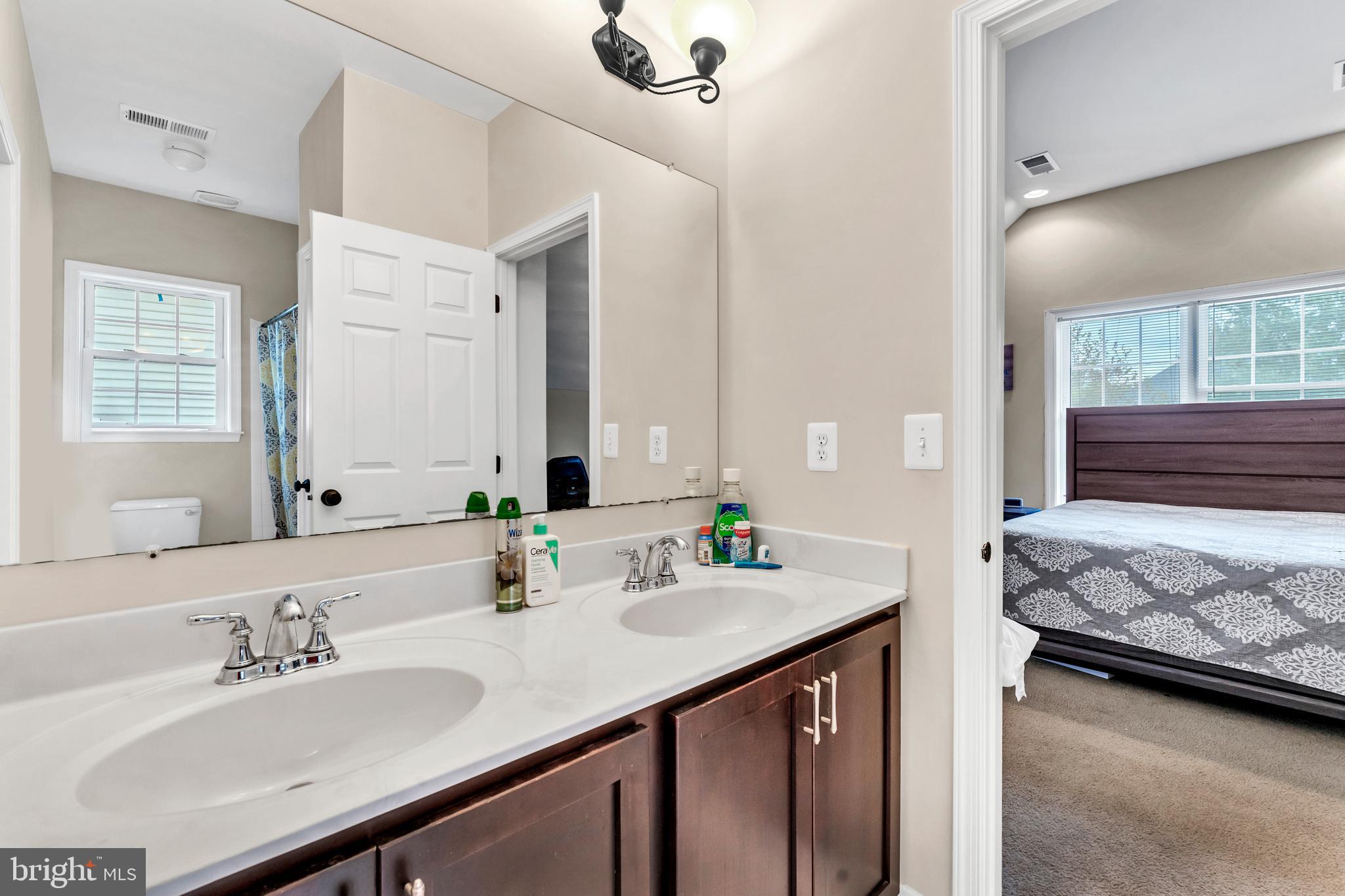 MARLBORO RIDGE - Residential