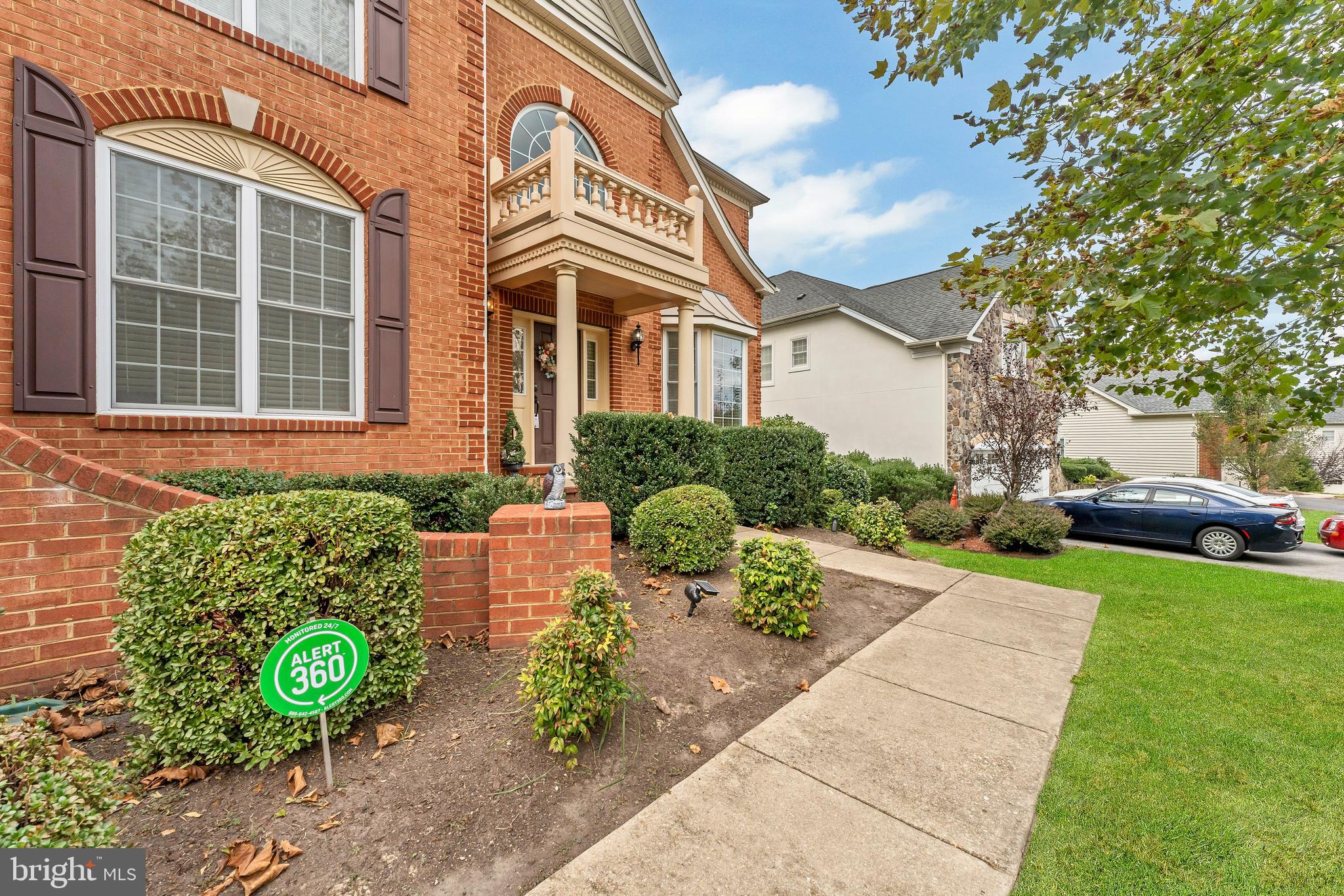 3913 ROLLING PADDOCK DRIVE