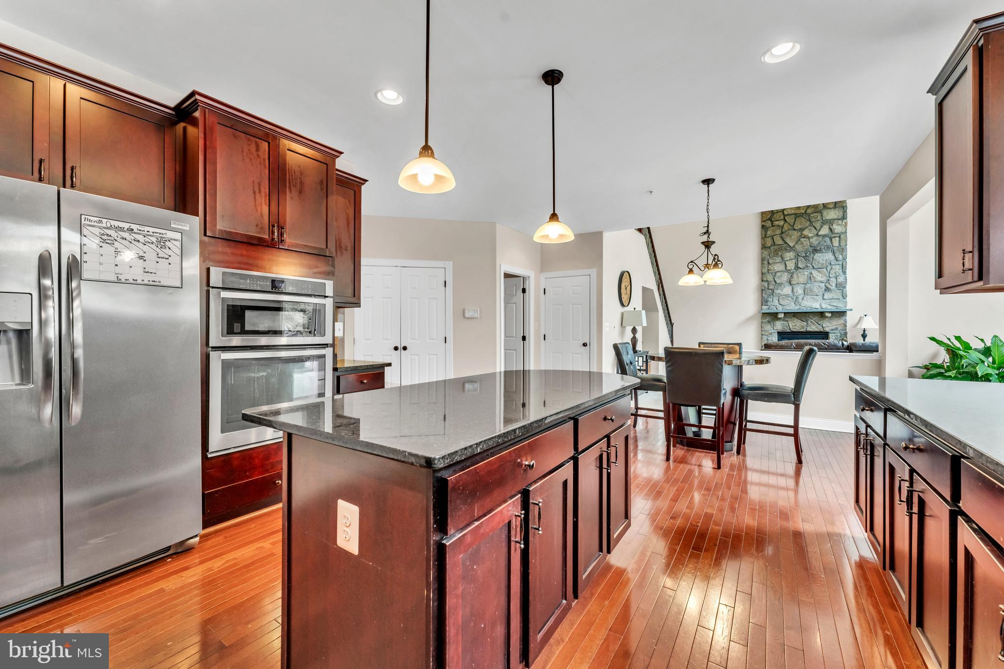 MARLBORO RIDGE - Residential