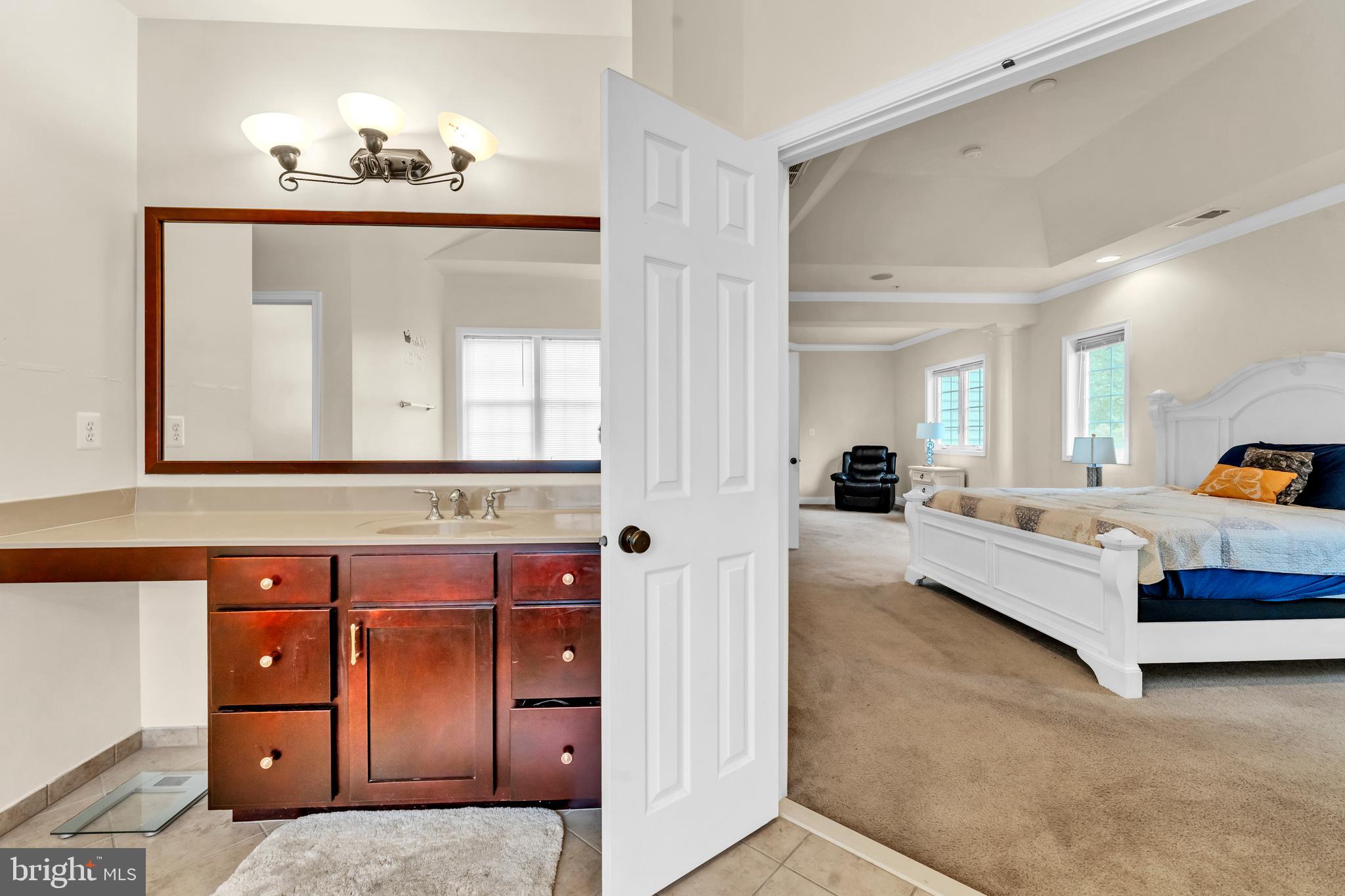 MARLBORO RIDGE - Residential