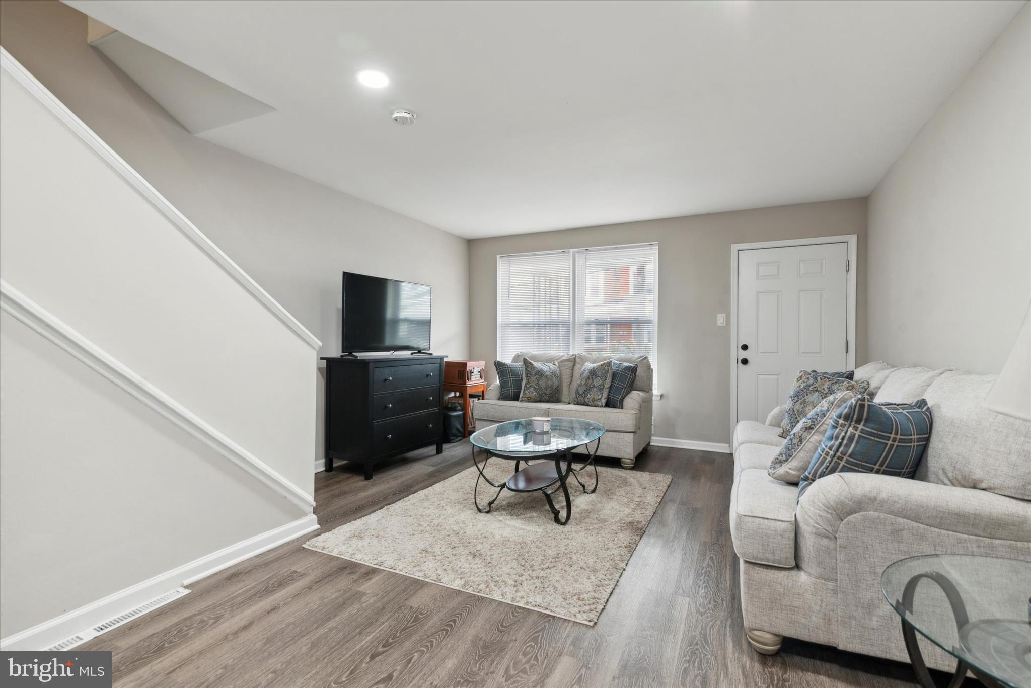 COBBS CREEK - Residential