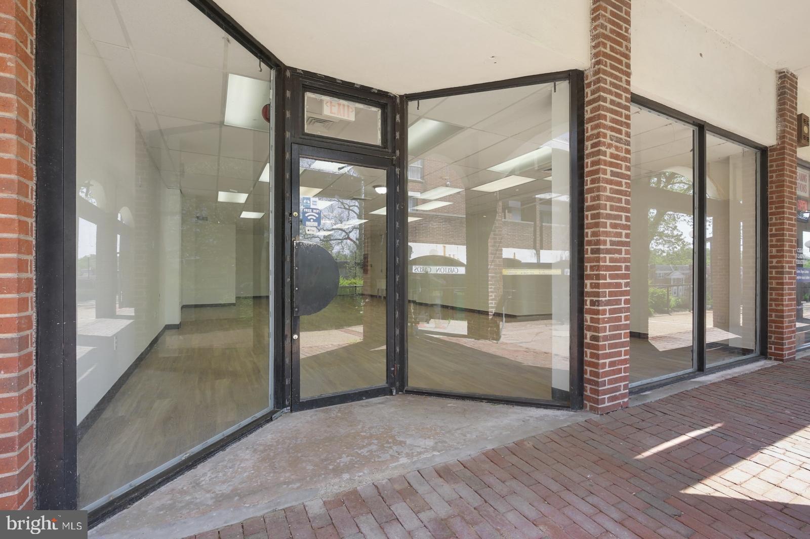 BALWYNNE PARK - Commercial Lease